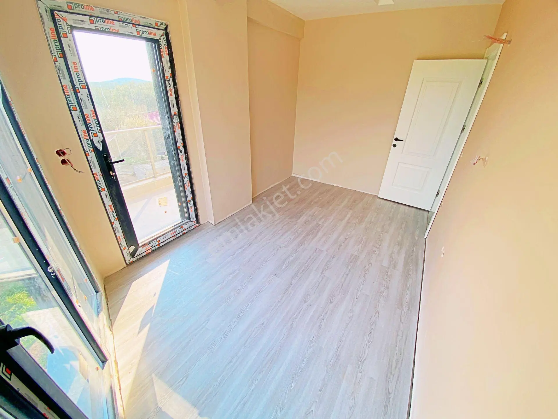 Zeytinlide Yetki Gültaş Emlaktan Satılık 3+1 Yüzme Havuzlu Villa - Görsel 24