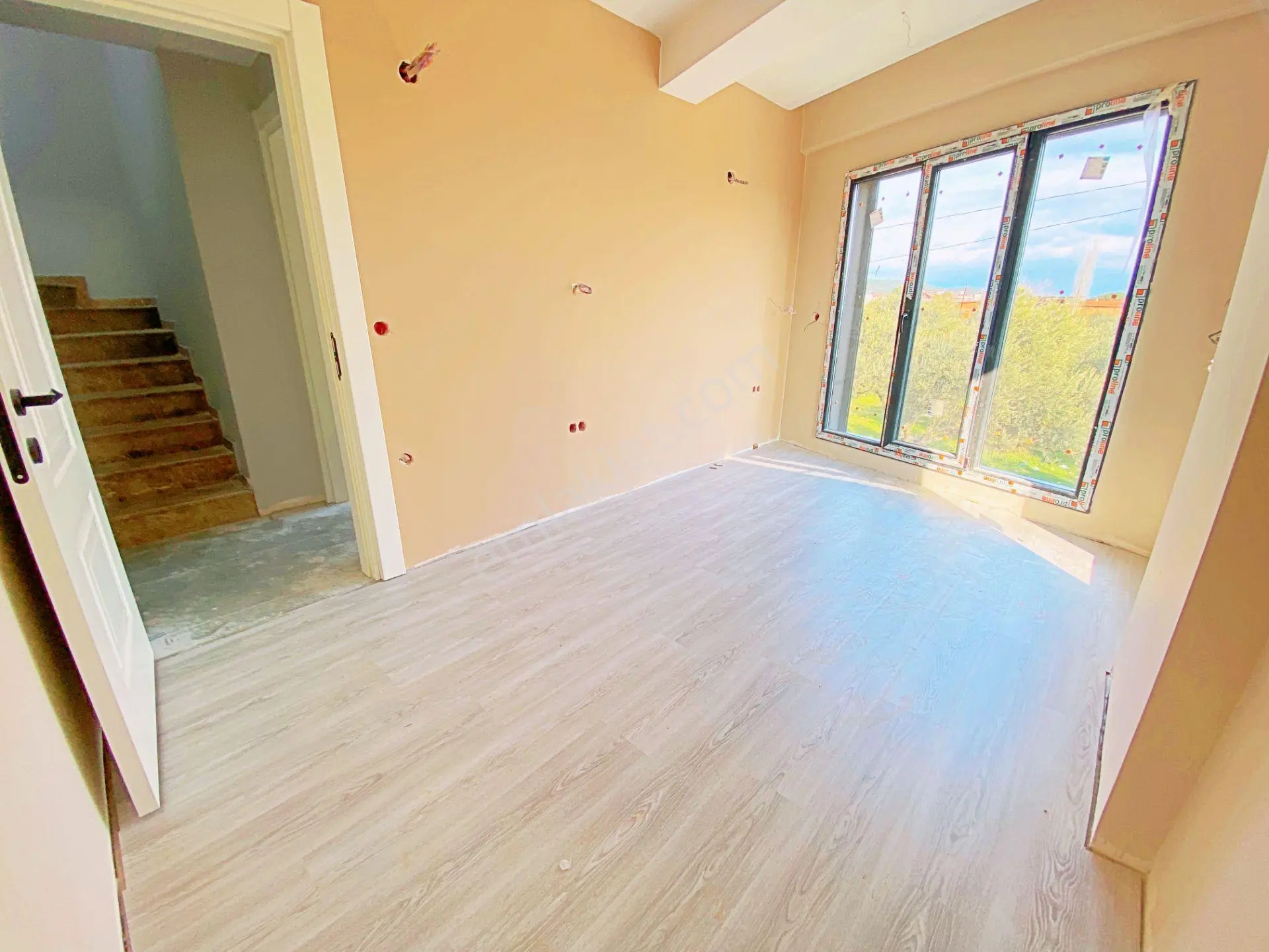 Zeytinlide Yetki Gültaş Emlaktan Satılık 3+1 Yüzme Havuzlu Villa - Görsel 22