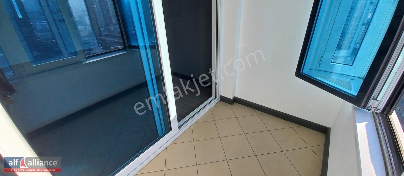 Ağaoğlu My Offıce 212'de 1+1 Balkonlu Ofis (5 Otopark+9m²depo) - Görsel 2