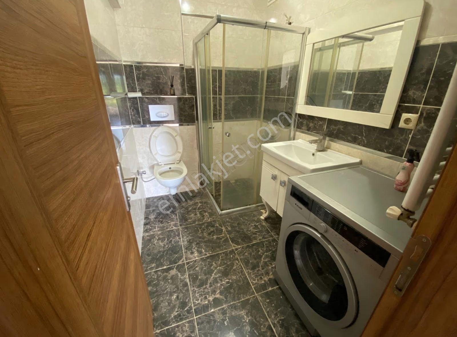 Düzce Merkez Azmimilli'de Kiralık 1+1 Daire - Görsel 11
