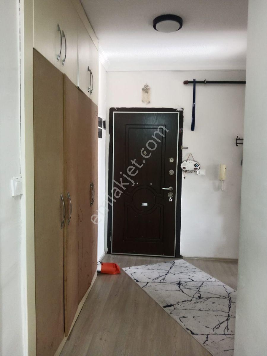 Acil! Bahçelievler Tokide 3+1 Geniş Ara Kat Daire - Görsel 22