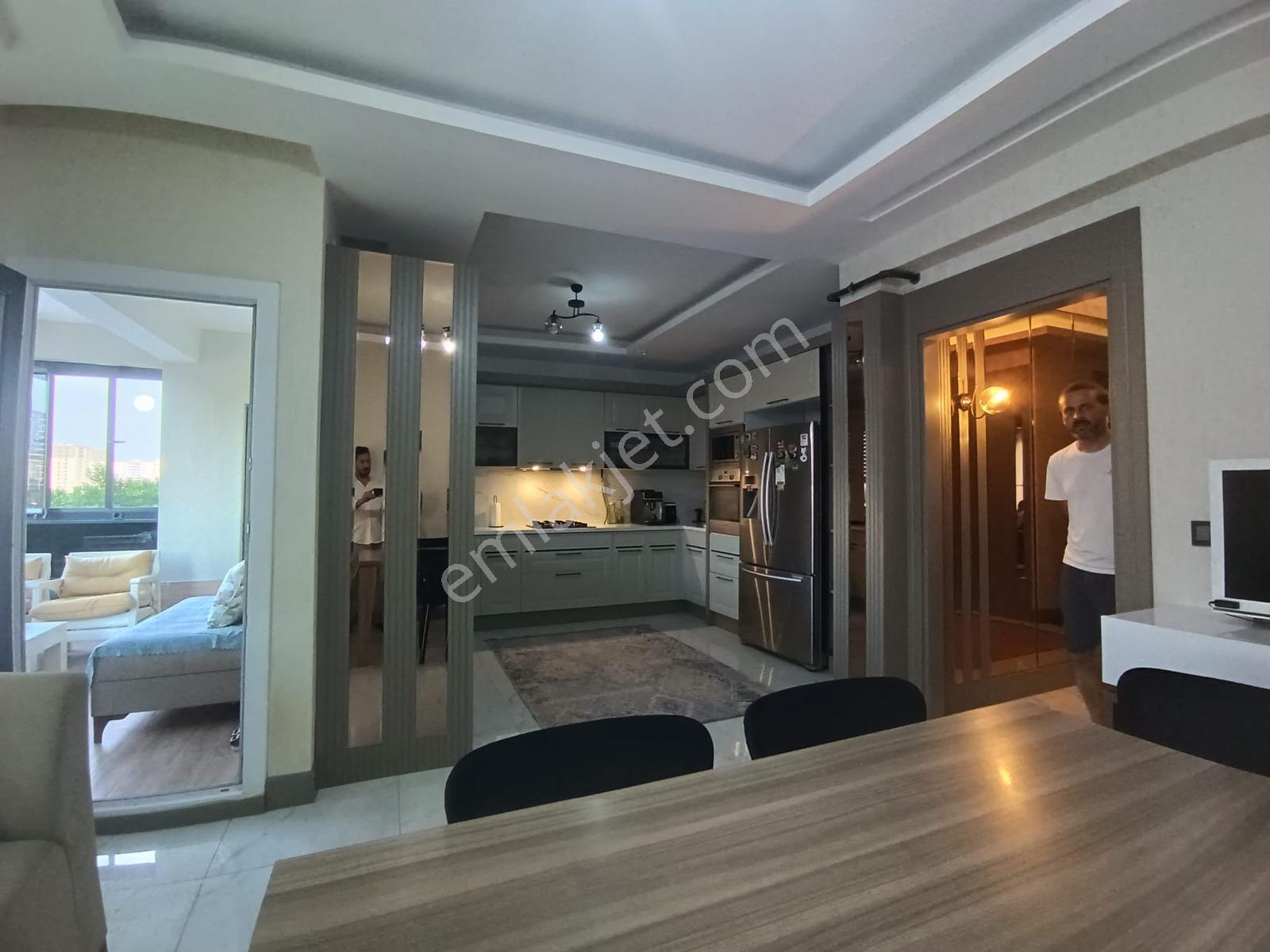 Rota Dan Winstown Civarı 3.5+1 Havuzlu Satılık Lüks Daire - Görsel 11