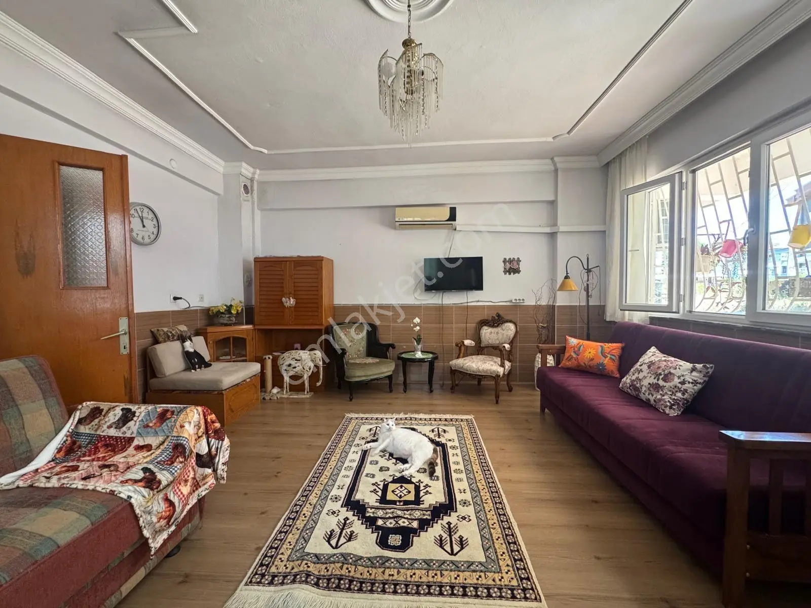 Bahçeyaka 'da Site İçi Bahçe Kullanımlı Giriş 2+1