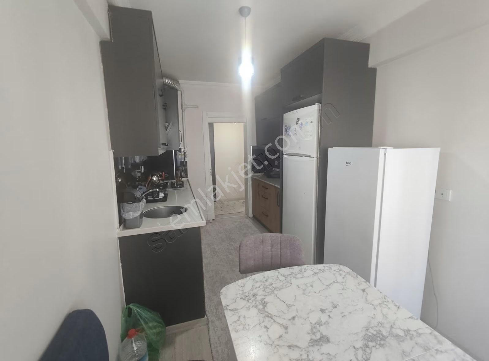 Acısu Caddesi Üzerinde Yeni Geniş Ferahkiralık Çift Balkonlu 2+1 - Görsel 6