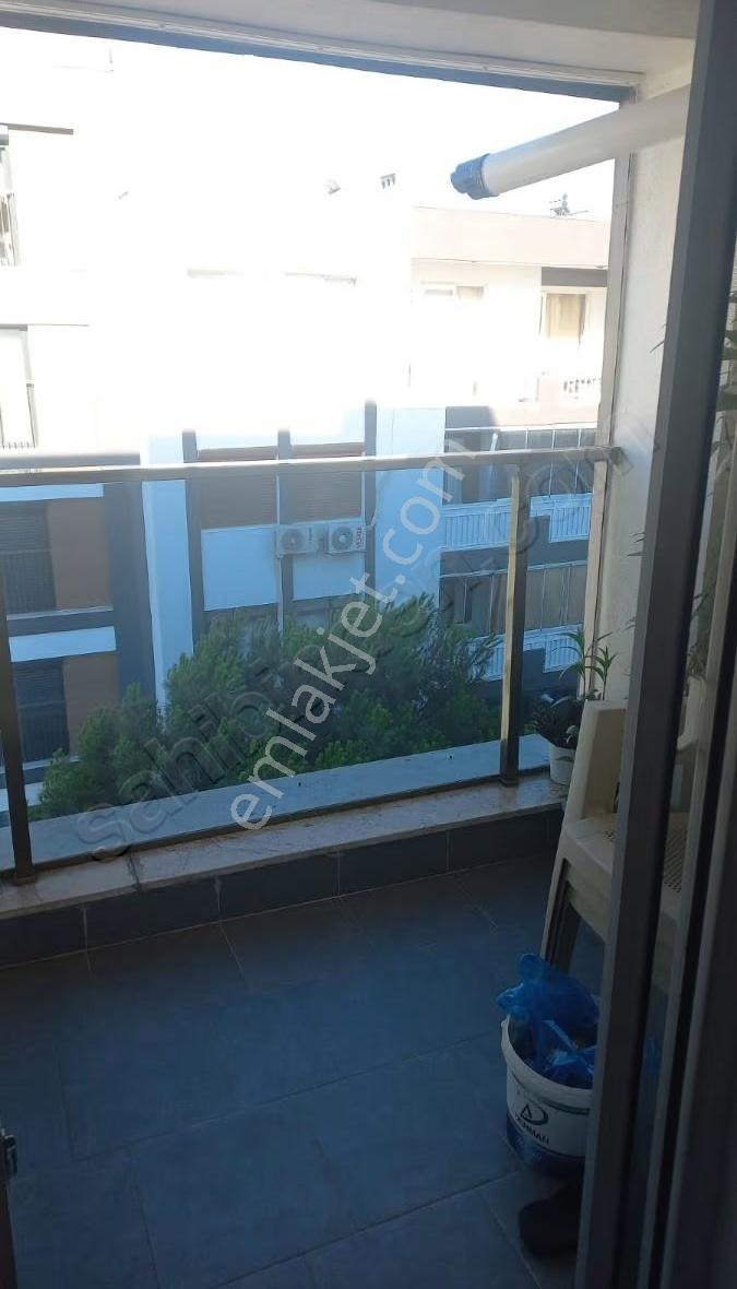Acısu Caddesi Üzerinde Yeni Geniş Ferahkiralık Çift Balkonlu 2+1 - Görsel 14