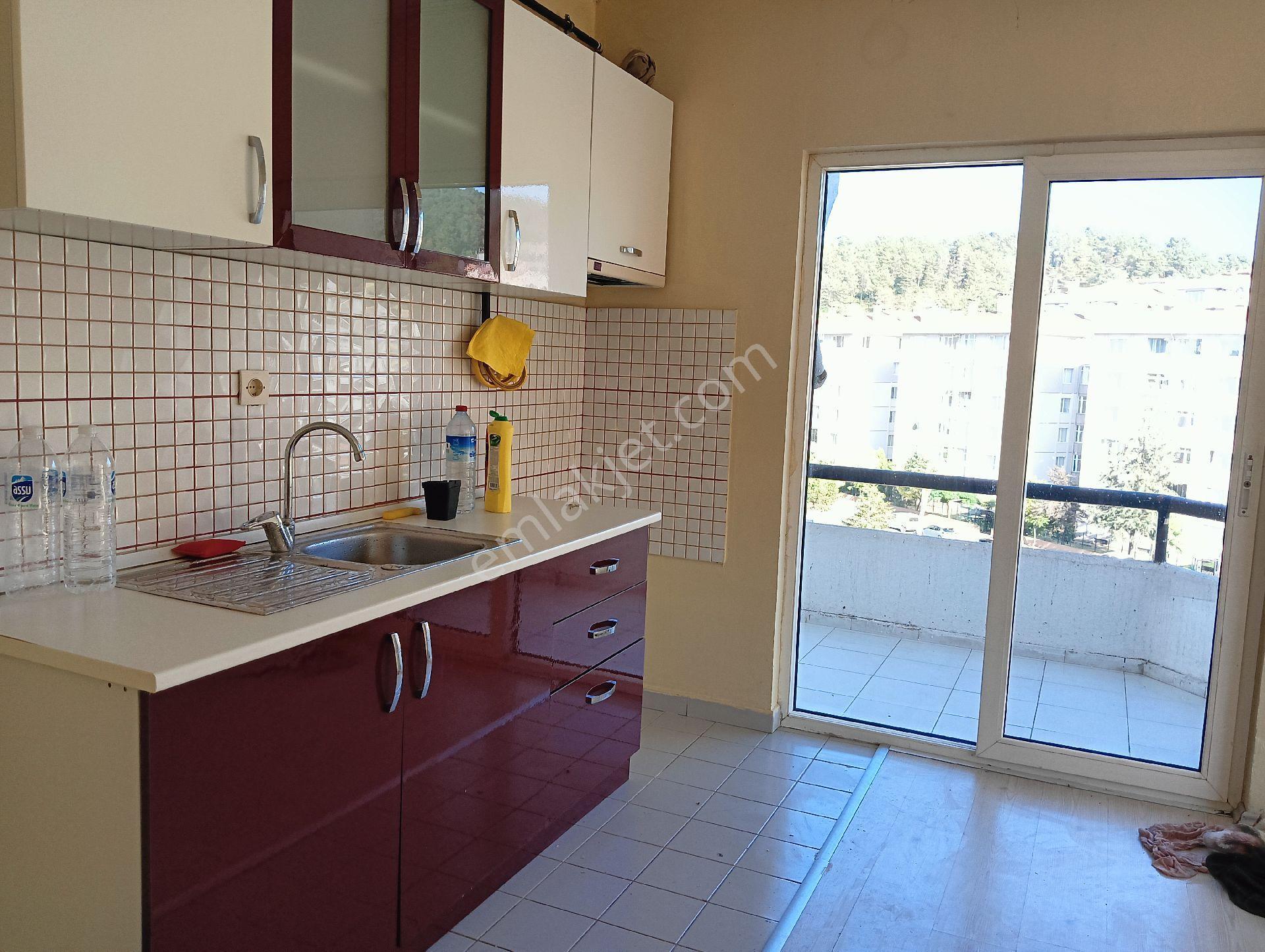 Kare Emlak'tan Mutlukent Lodos Bloklarında 1+1 Kiralık Daire - Görsel 4