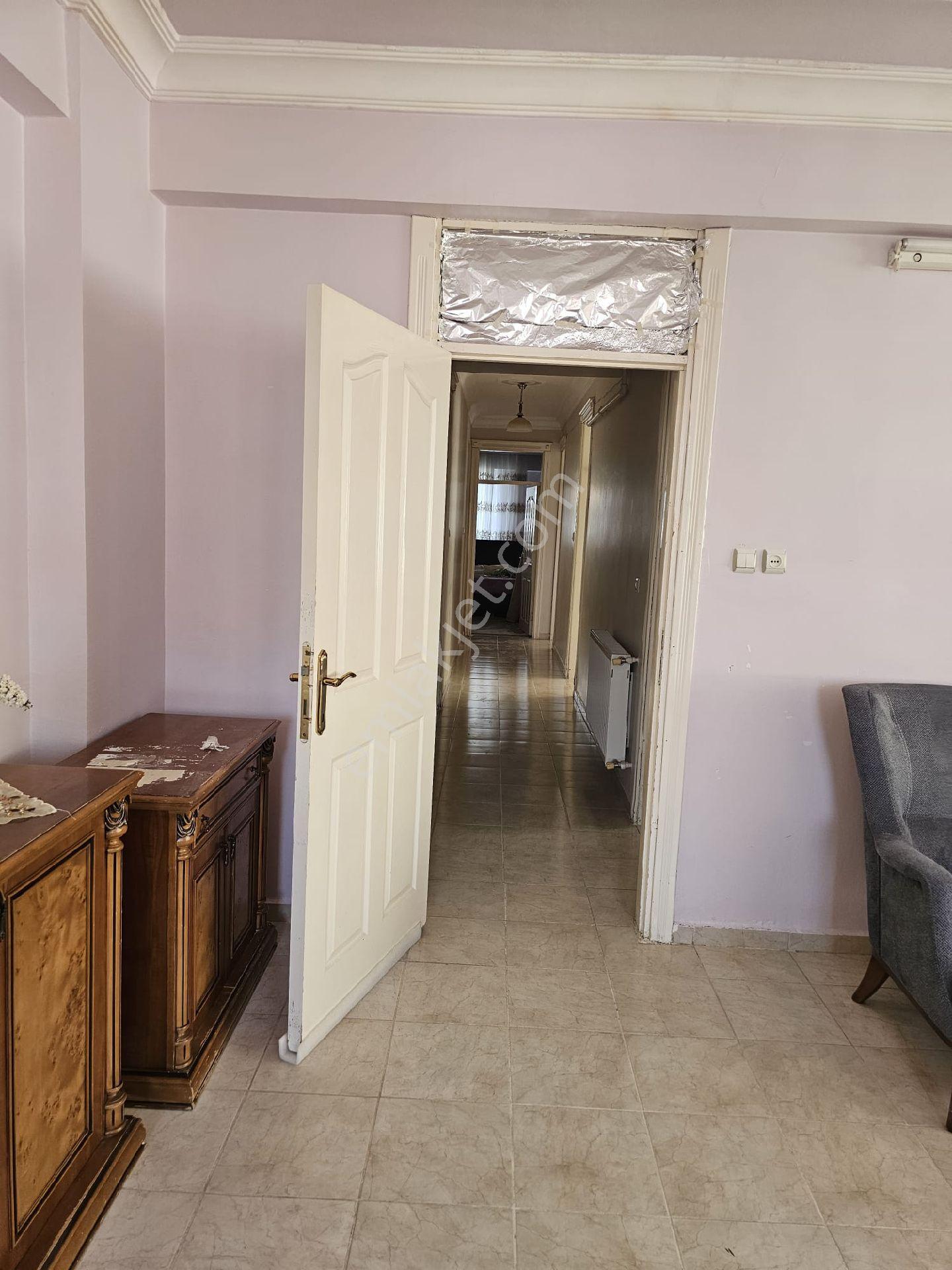 Ertuğrulgazi Mahallesi Kiralık Daire Dayalı Döşeli Esyali - Görsel 4