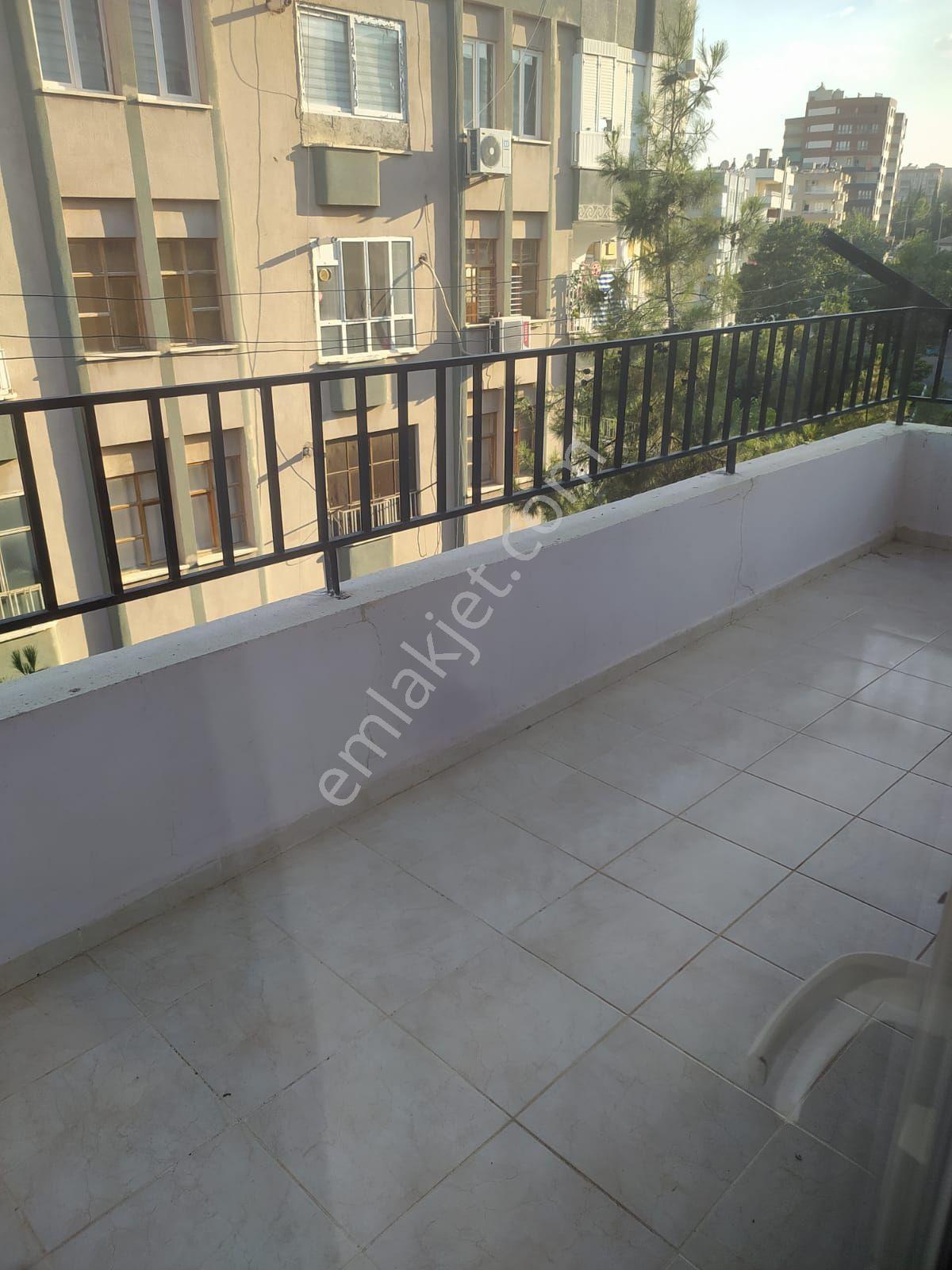 Ertuğrulgazi Mahallesi Kiralık Daire Dayalı Döşeli Esyali - Görsel 17