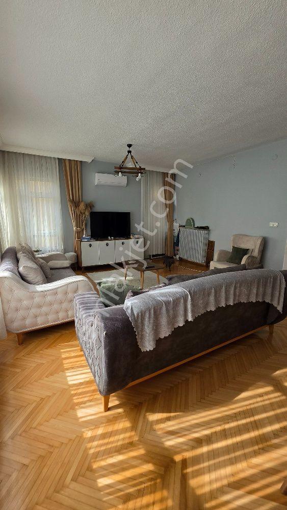 3+1 Bağımsız Salon Ön Cephe 1.kat Merkezi Konumda Satılık Daire Yıldız Emlak'tan - Görsel 6