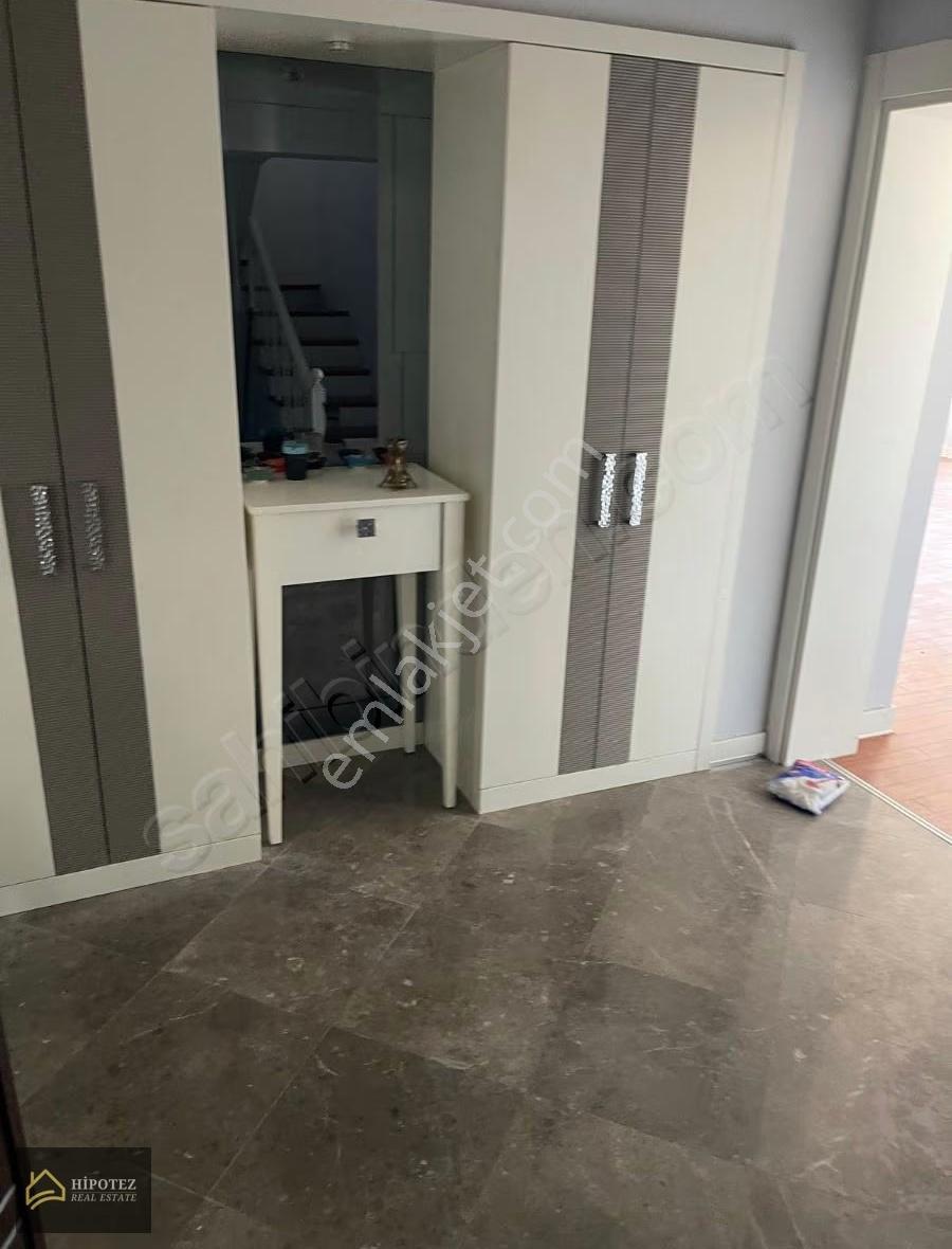 Hipotez'den Beşevler Ana Cadde Üzerinde 5+1 Geniş Dubleks Daire - Görsel 30