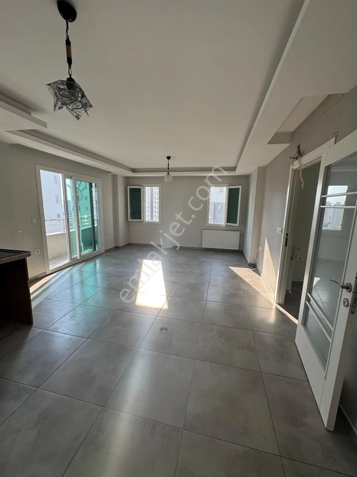 Çukurova Fırın Yanı 3+1 Açık Mutfak Doğalgazlı Kiralık Kaçmaz Daire - Görsel 3