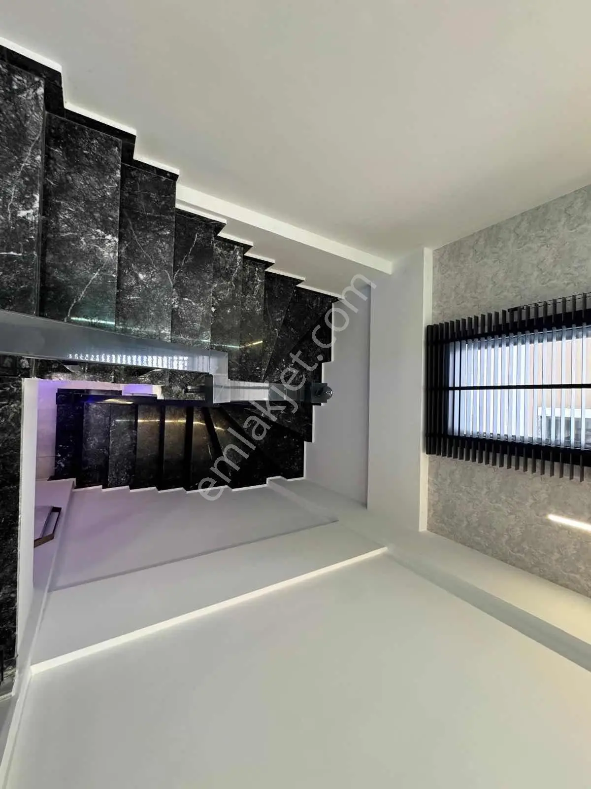 Didim'de Satılık Full Eşyalı 3+1 Havuzlu Villa -alt Kat Odalı - Görsel 22