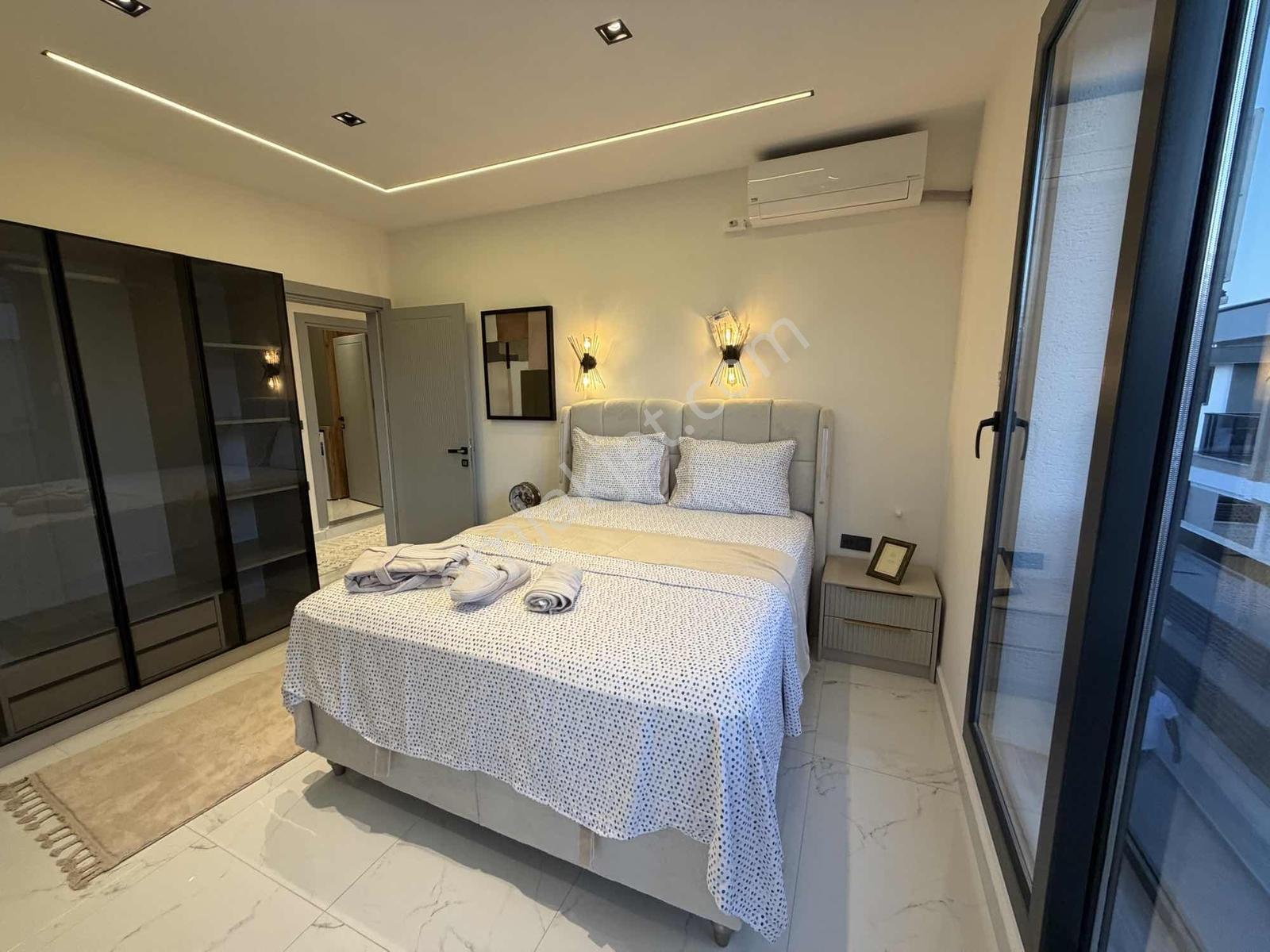 Didimde Ultra Lüks Eşyalı 3+1 Havuzlu Villa - Görsel 34