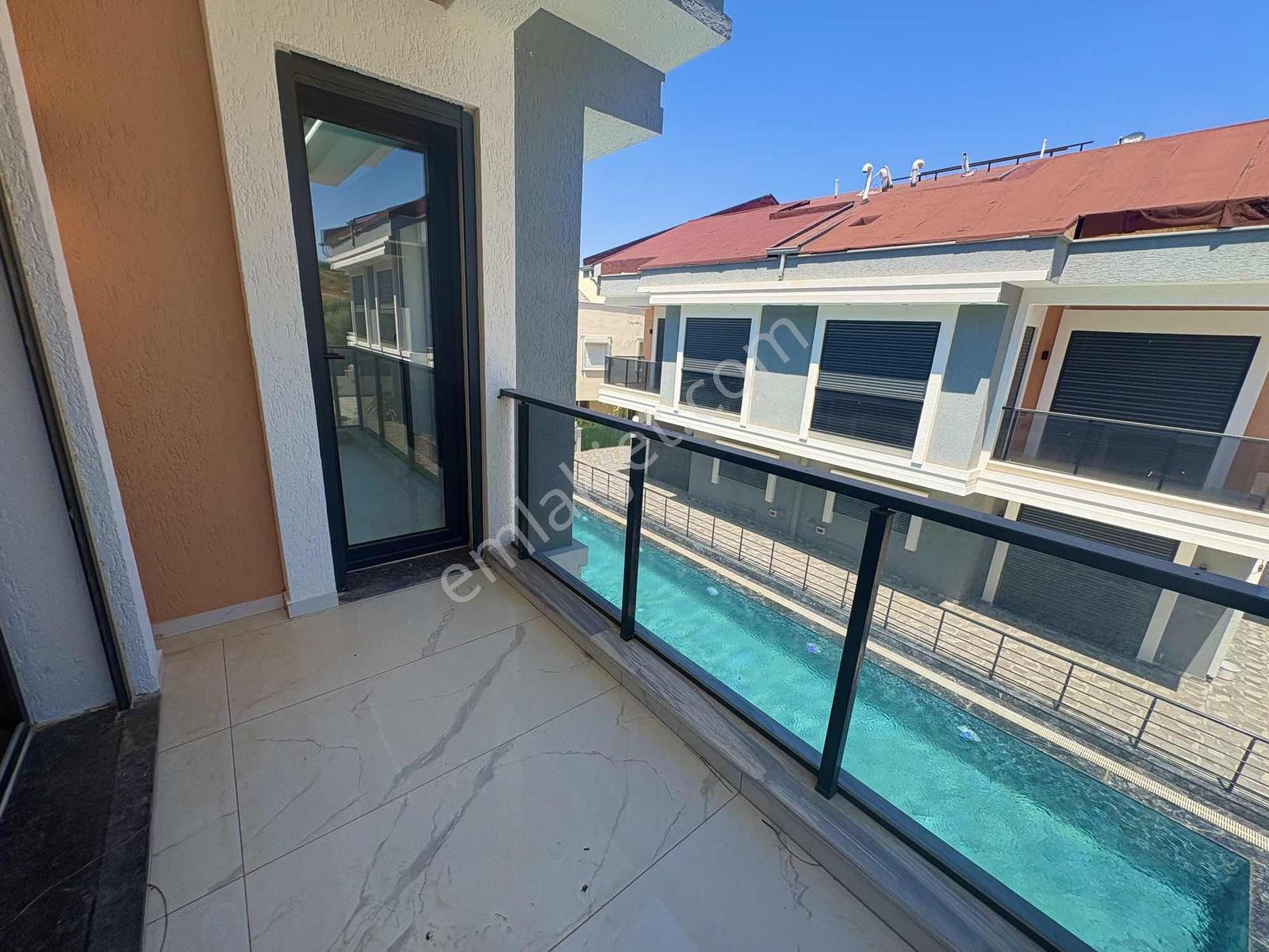 Didimde Denize 500 Metre Mesafede Site İçinde 3+1 Villa - Görsel 23