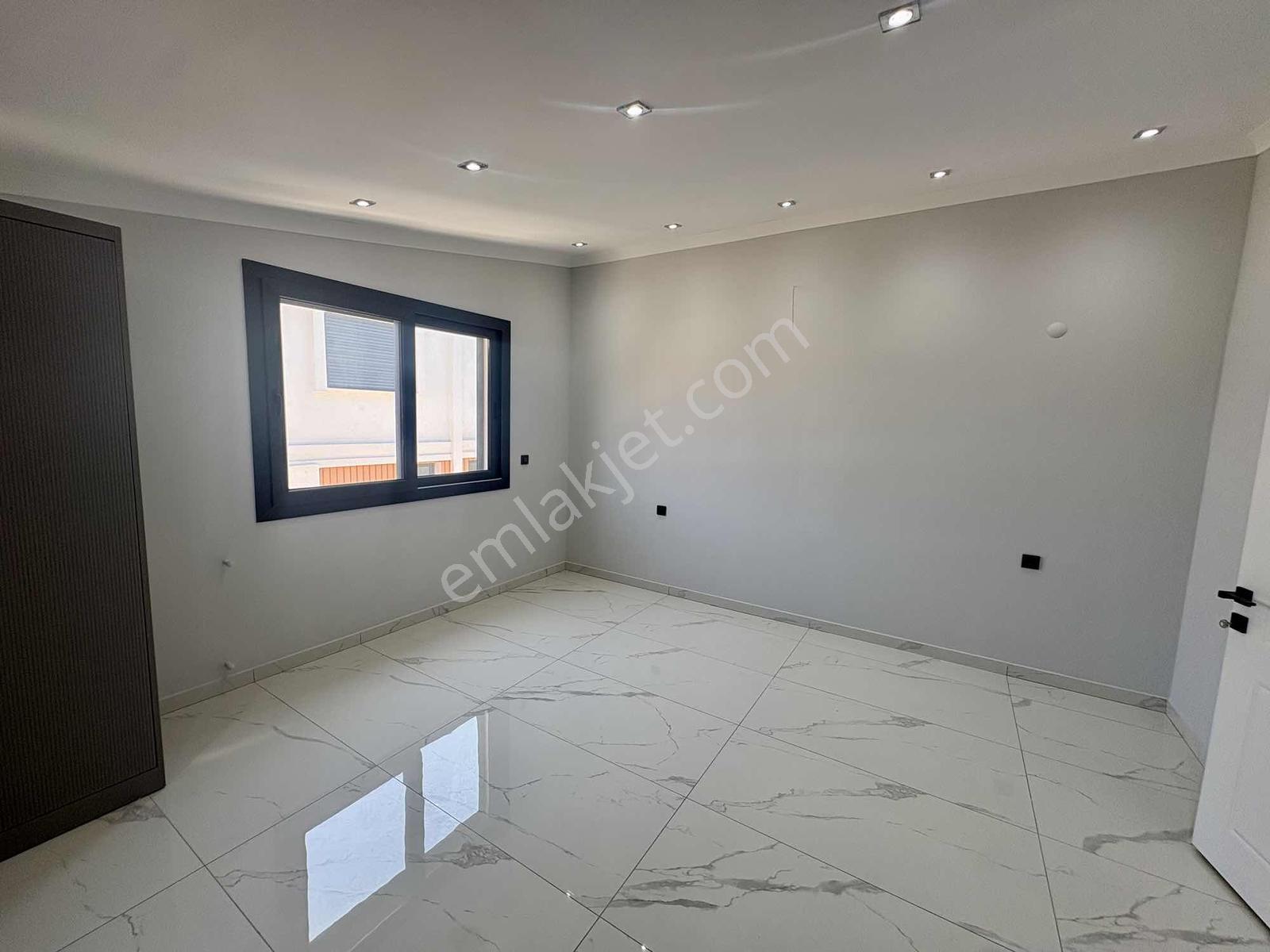 Didimde Denize 500 Metre Mesafede Site İçinde 3+1 Villa - Görsel 8
