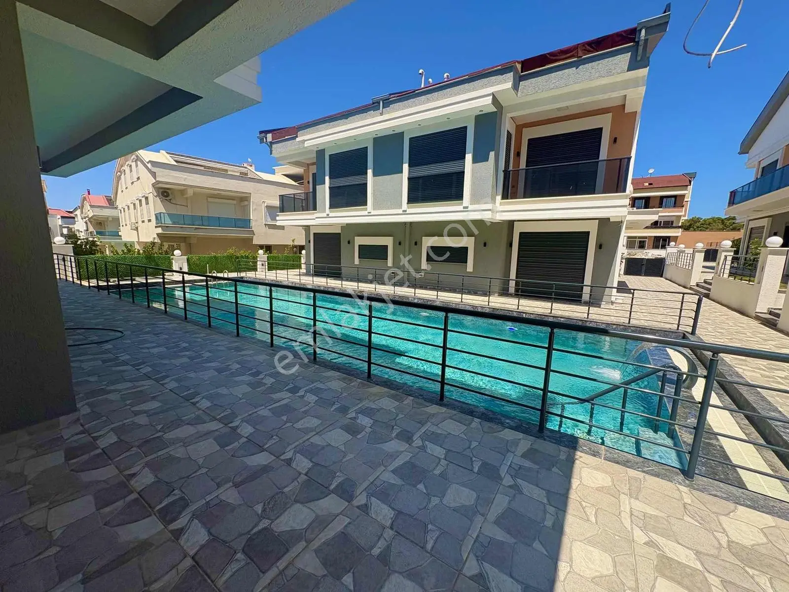 Didimde Denize 500 Metre Mesafede Site İçinde 3+1 Villa - Görsel 3