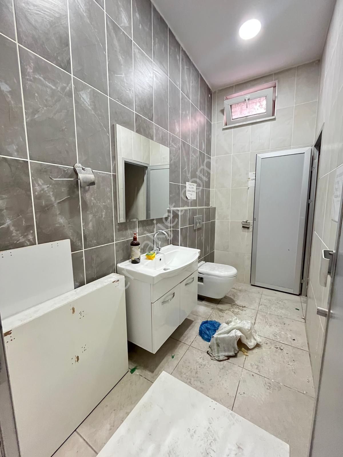 Seba'dan Sefaköy Merkezde 200 M2 Yeni Bina Düz Ayak Dükkan - Görsel 35