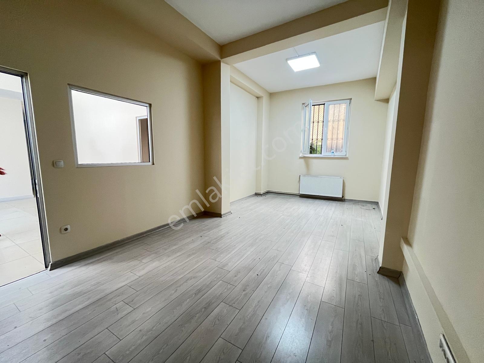 Seba'dan Sefaköy Merkezde 200 M2 Yeni Bina Düz Ayak Dükkan - Görsel 22