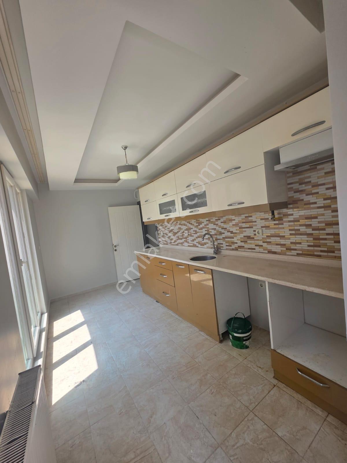 Bahçelievler Merkezde 2+1 Arakat Kiralık Daire - Görsel 7