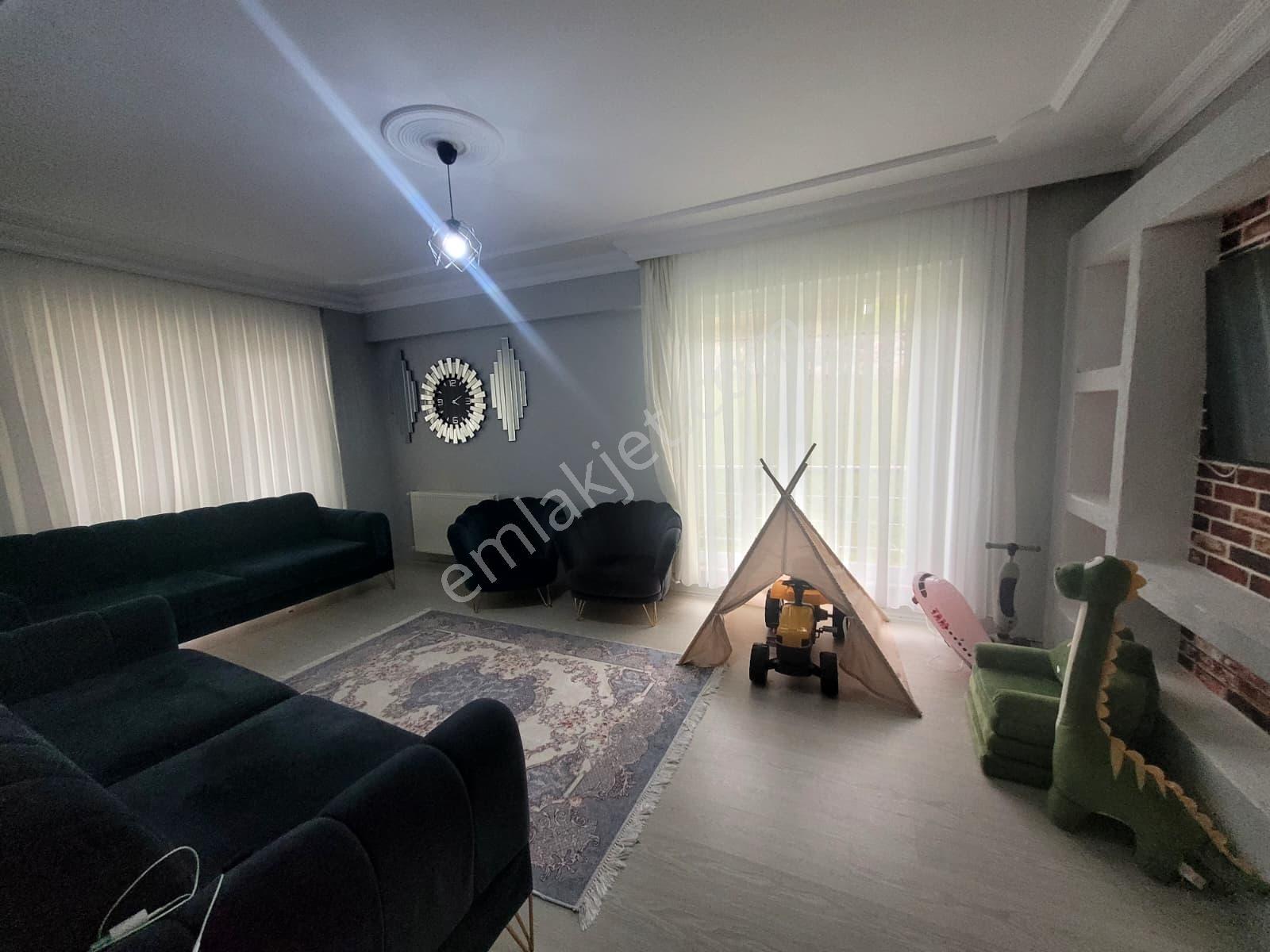 Serdivan Kemalpaşa'da Site İçinde Deposu Olan Geniş 2+1 Daire.. - Görsel 6