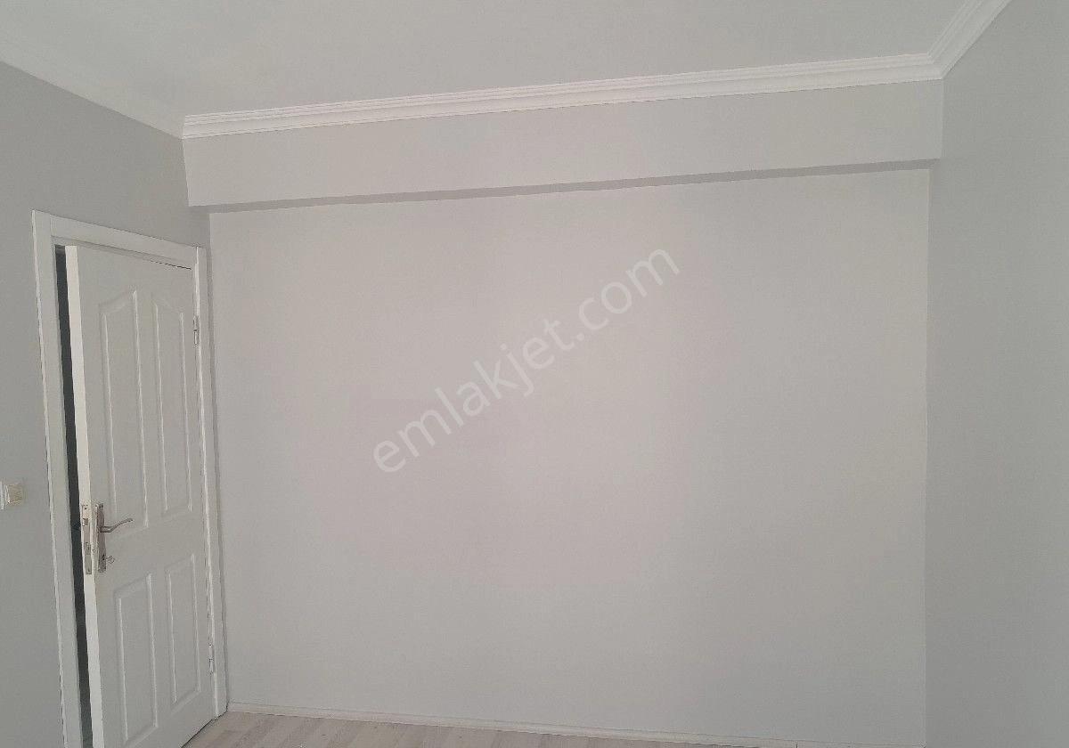 Duygu Emlak'tan Büyükdere Ogü Karşısında Kiralık 1+1 Bakımlı Daire - Görsel 13