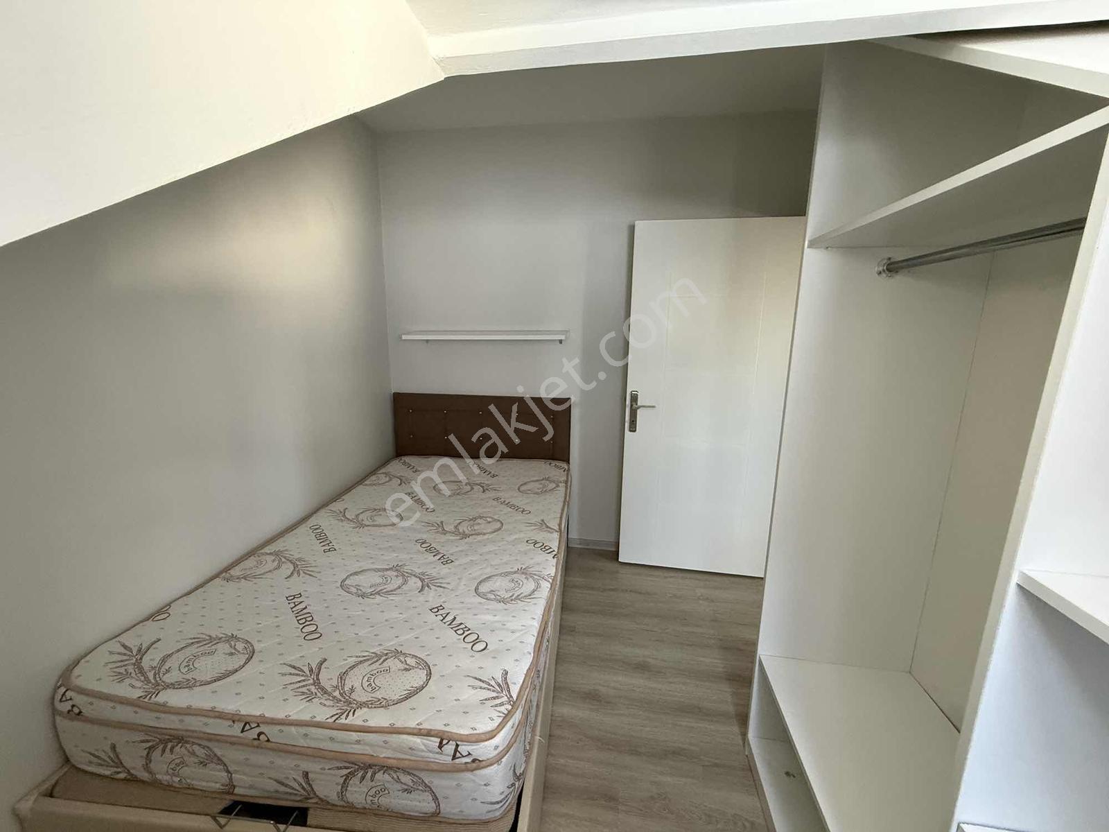 Kayışdağ Mah. Yeditepe Ünv Ful Eşyal 1+1 35 M2 Teraslı Çatı Katı - Görsel 21