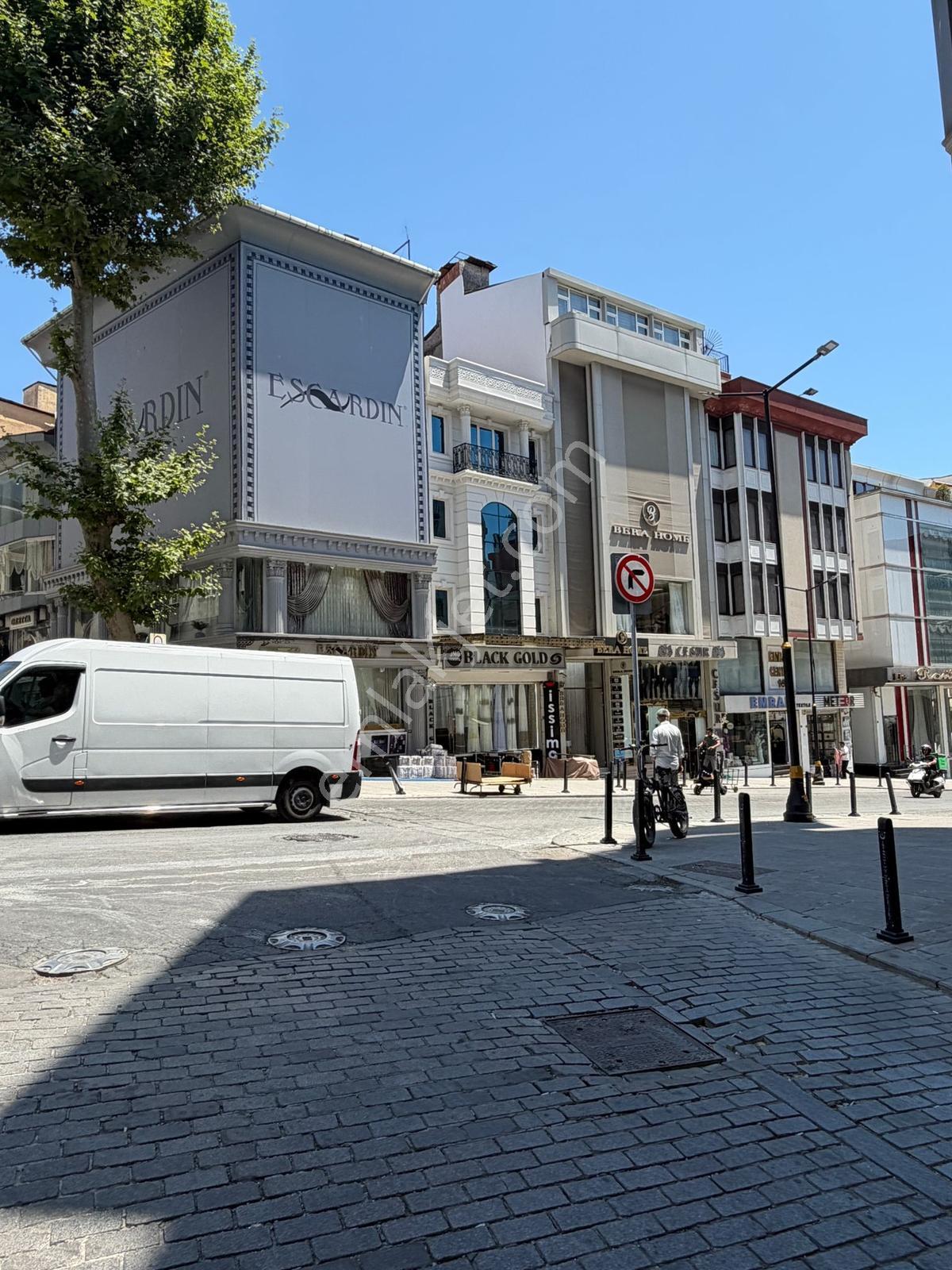 Engin Erdem Den 170m2 Net Düz Giriş Mağaza - Görsel 3