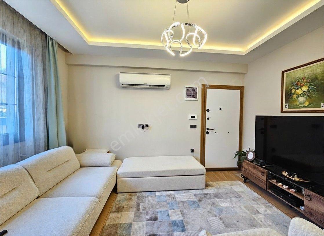 Goldhouse Dan Satılık Daire Taşyaka Da Modern Asansörlü Binada 1+1 - Görsel 10