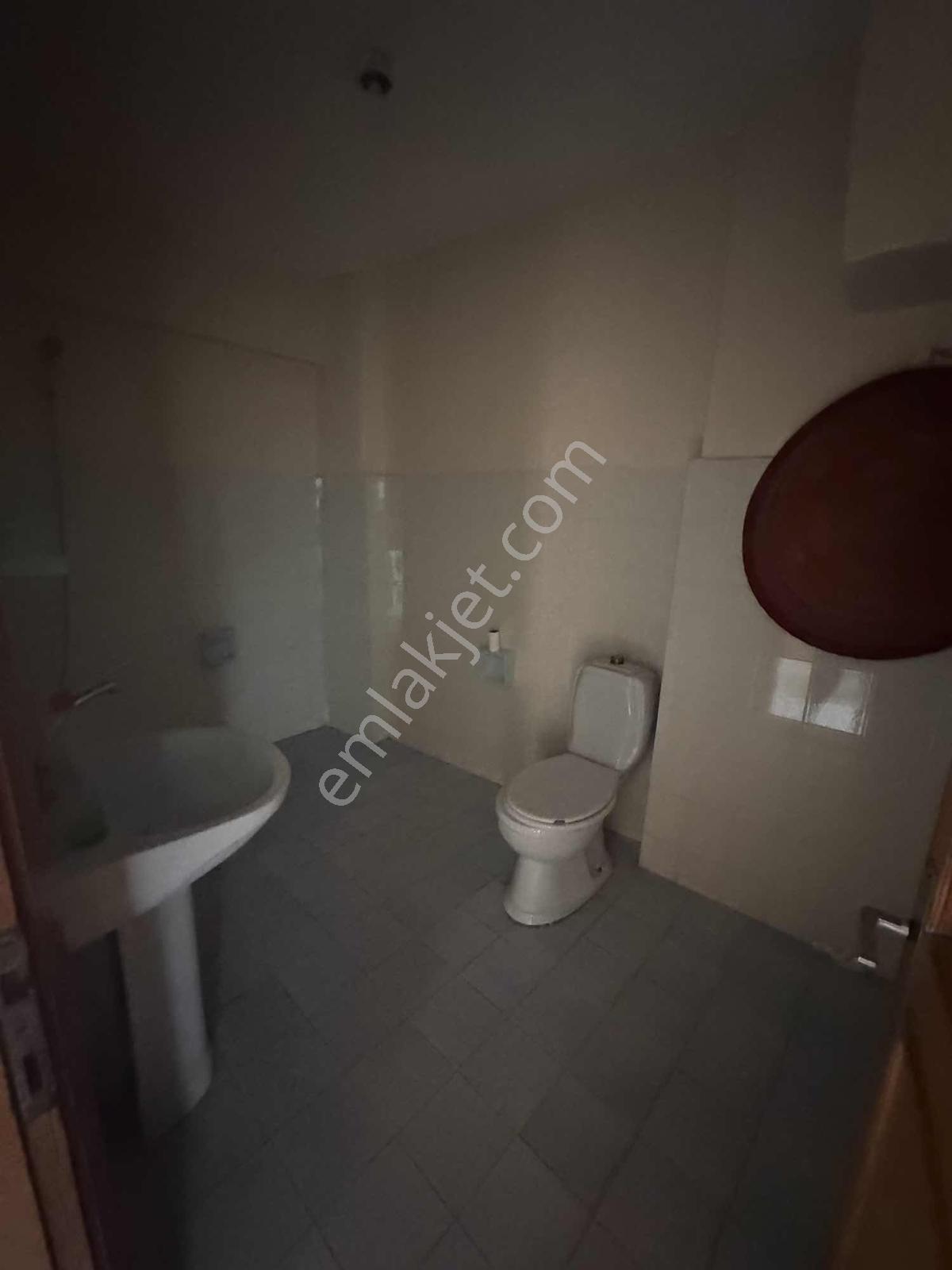 Yoldaş İnş Satılık Düz Giriş 2+1 100 M2 Daire 1. Kat Niteliğinde - Görsel 17