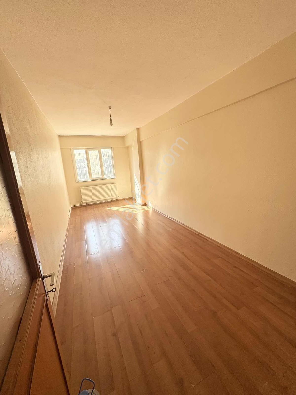 Yoldaş İnş Satılık Düz Giriş 2+1 100 M2 Daire 1. Kat Niteliğinde - Görsel 25