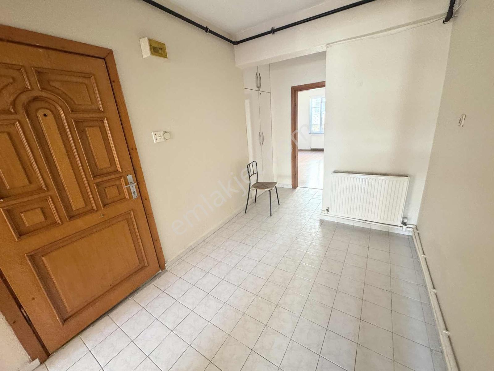 Yoldaş İnş Satılık Düz Giriş 2+1 100 M2 Daire 1. Kat Niteliğinde - Görsel 11