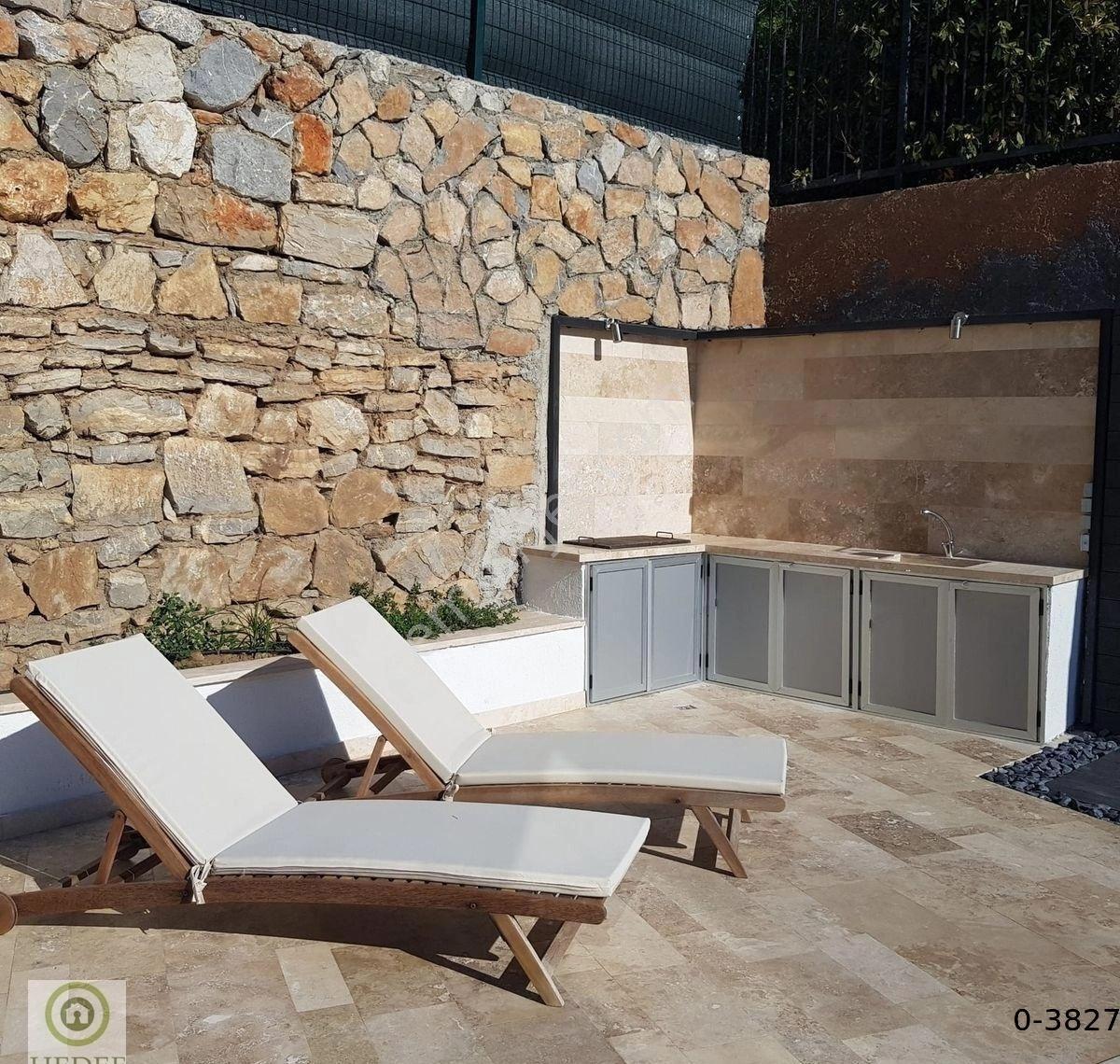 Bodrum Yokuşbaşı Kiralık Deniz Manzaralı Özel Havuzlu Tripleks - Görsel 13