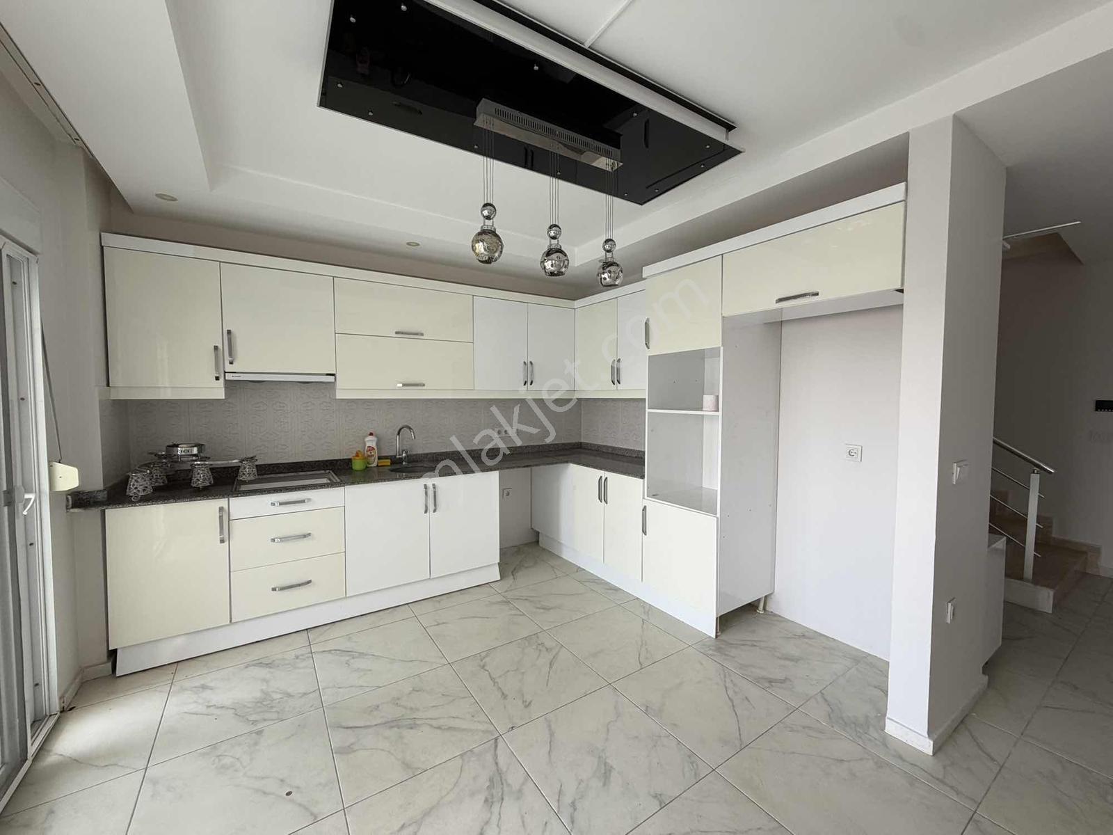 Mahmutlar Deniz Manzaralı Kiralık 2+1 Dubleks Daire - Görsel 4