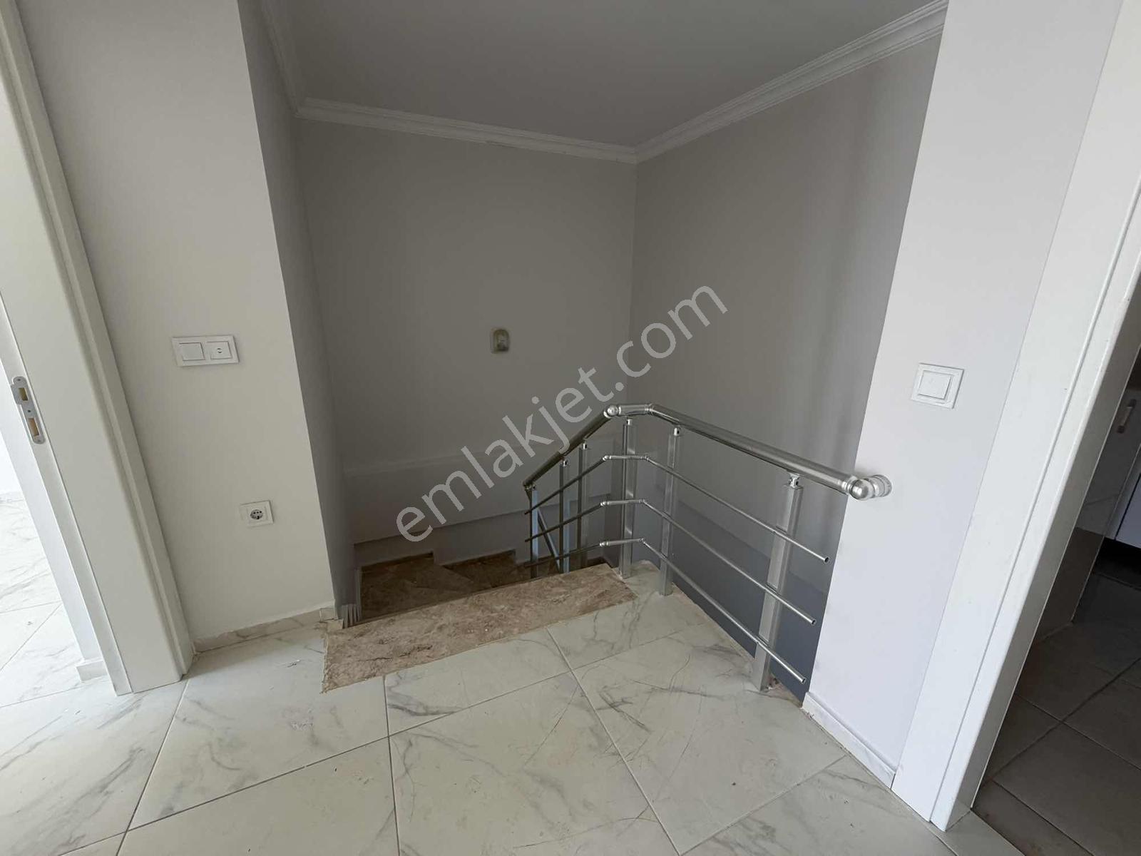 Mahmutlar Deniz Manzaralı Kiralık 2+1 Dubleks Daire - Görsel 21
