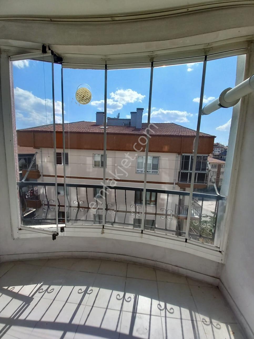 Çiçekli Mahallesinde 3+1 120m2 Ön Cephe - Görsel 24