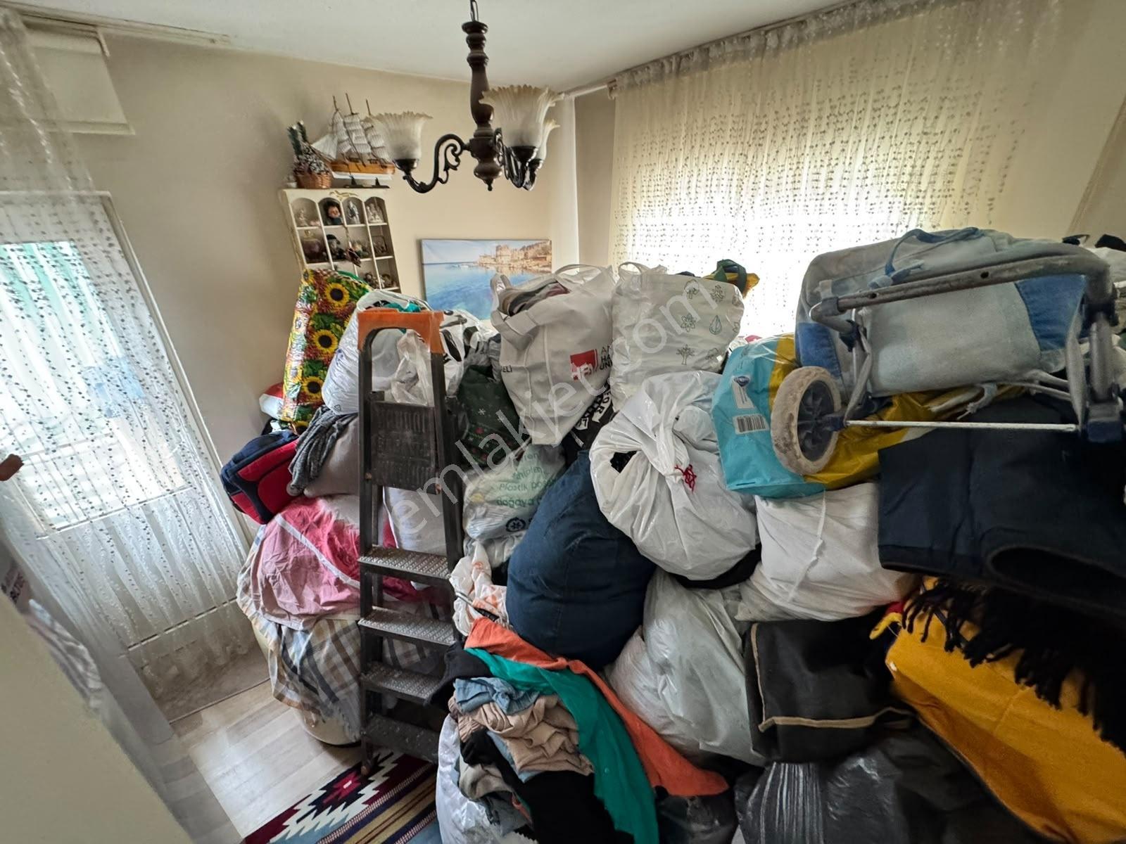Çiçekli Mahallesinde 3+1 120m2 Katta Krediye Uygun - Görsel 11