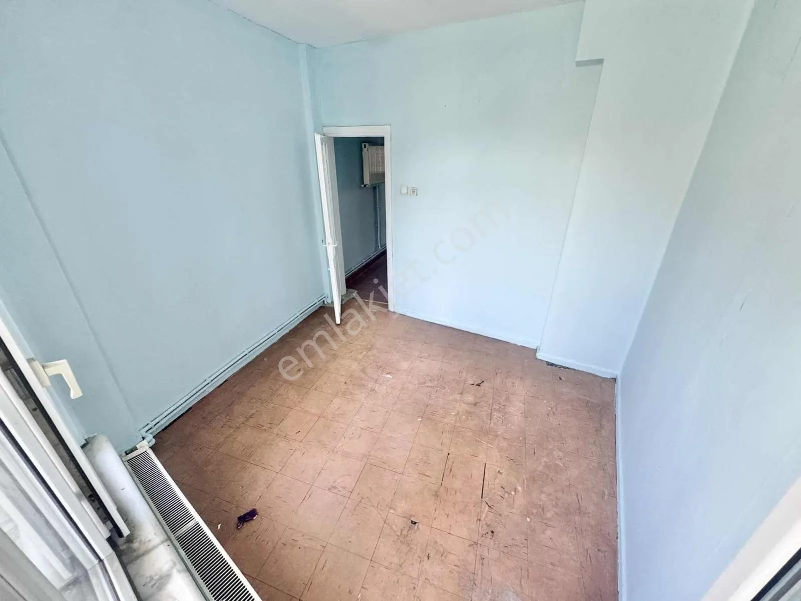 Kocamustafapaşa'da Balkonlu Çift Cepheli Kiralık 2+1 Daire - Görsel 15