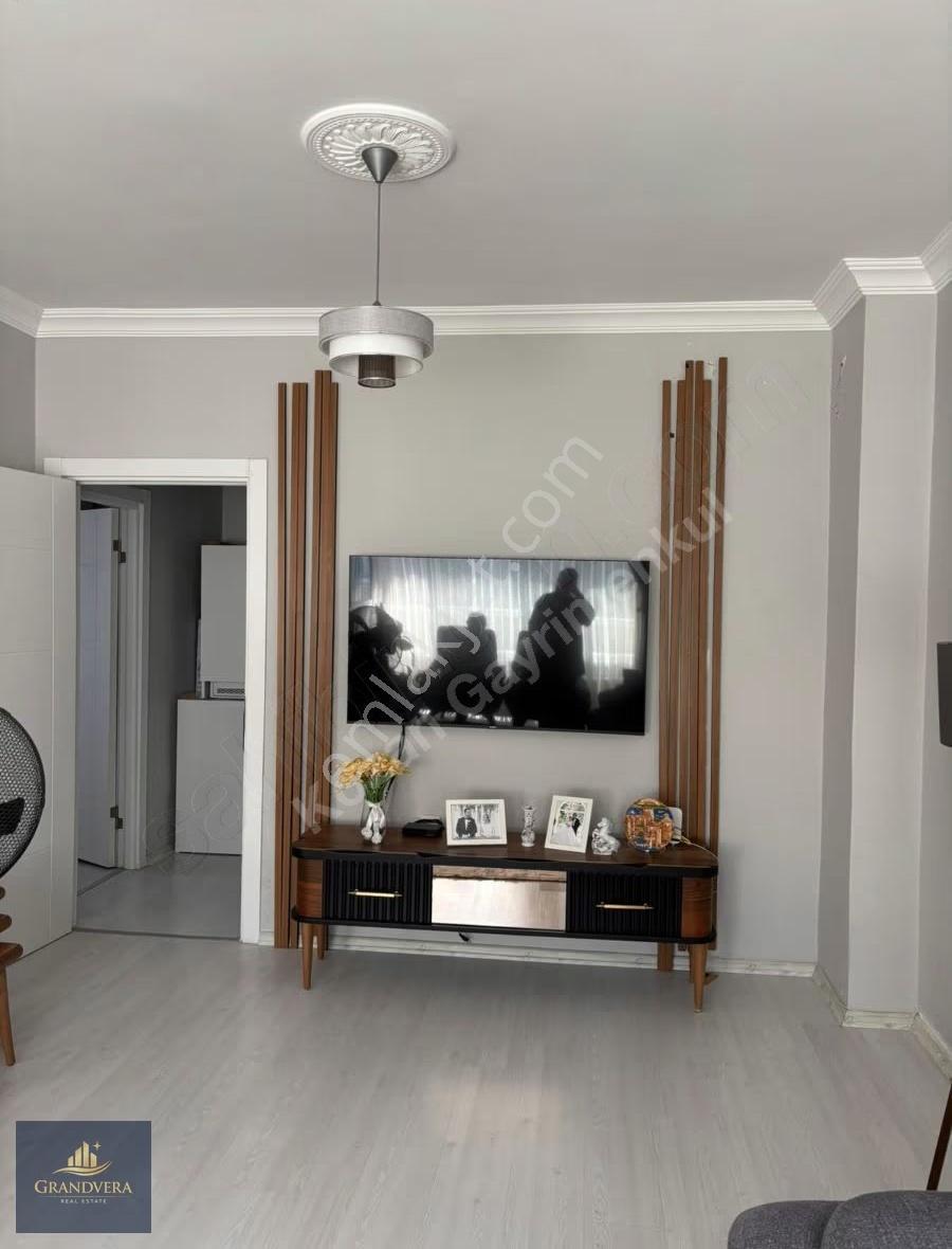 Güngören'de Merkezi Konumda, Yapılı 3+1 Daire