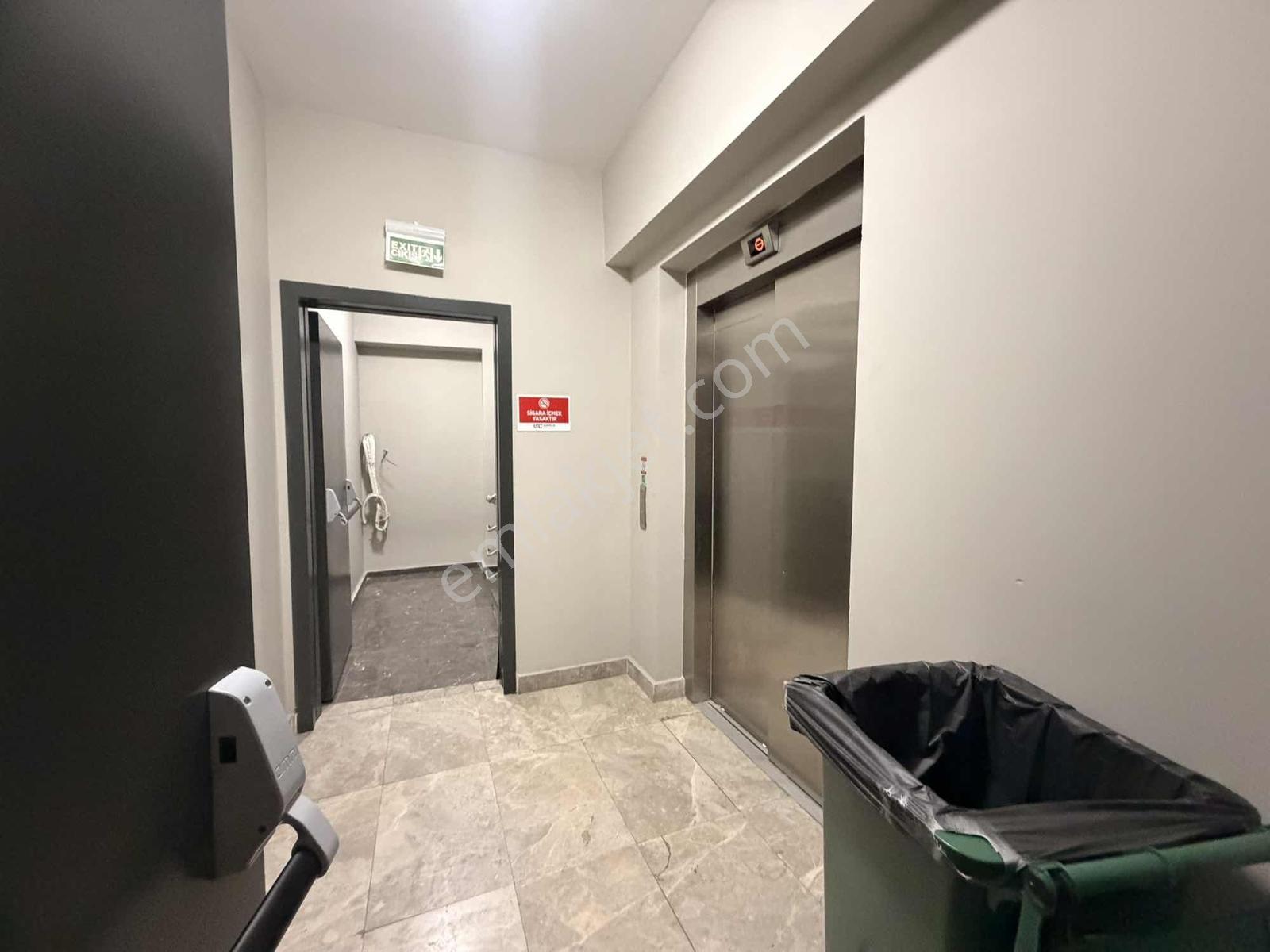 Empire İstanbulda Prestijli 2+1 | Konut, Ofis Kullanımına Uygun - Görsel 5