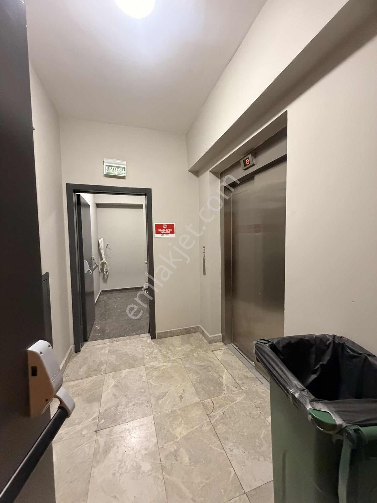 Empire İstanbulda Prestijli 2+1 | Konut, Ofis Kullanımına Uygun - Görsel 15