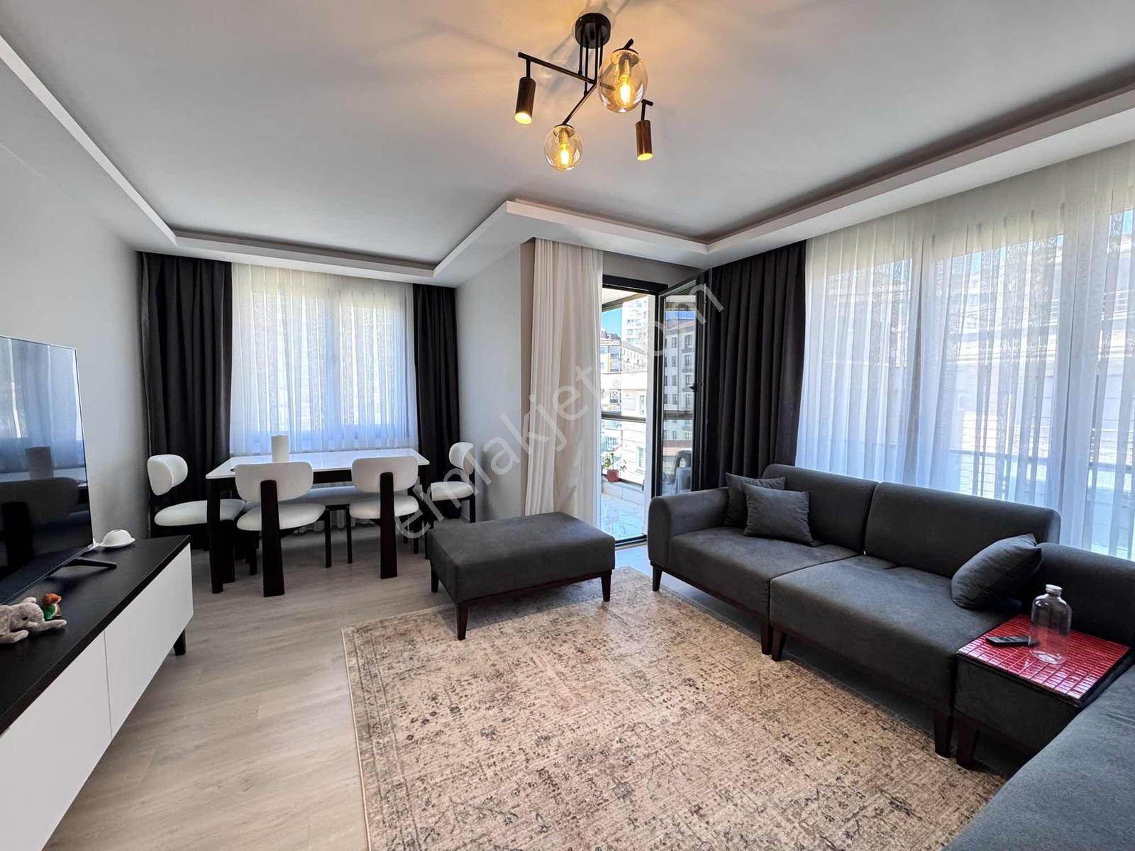 Çekmeköy Flora Park Sitesinde Kiralık 2+1 Arakat Daire - Görsel 12