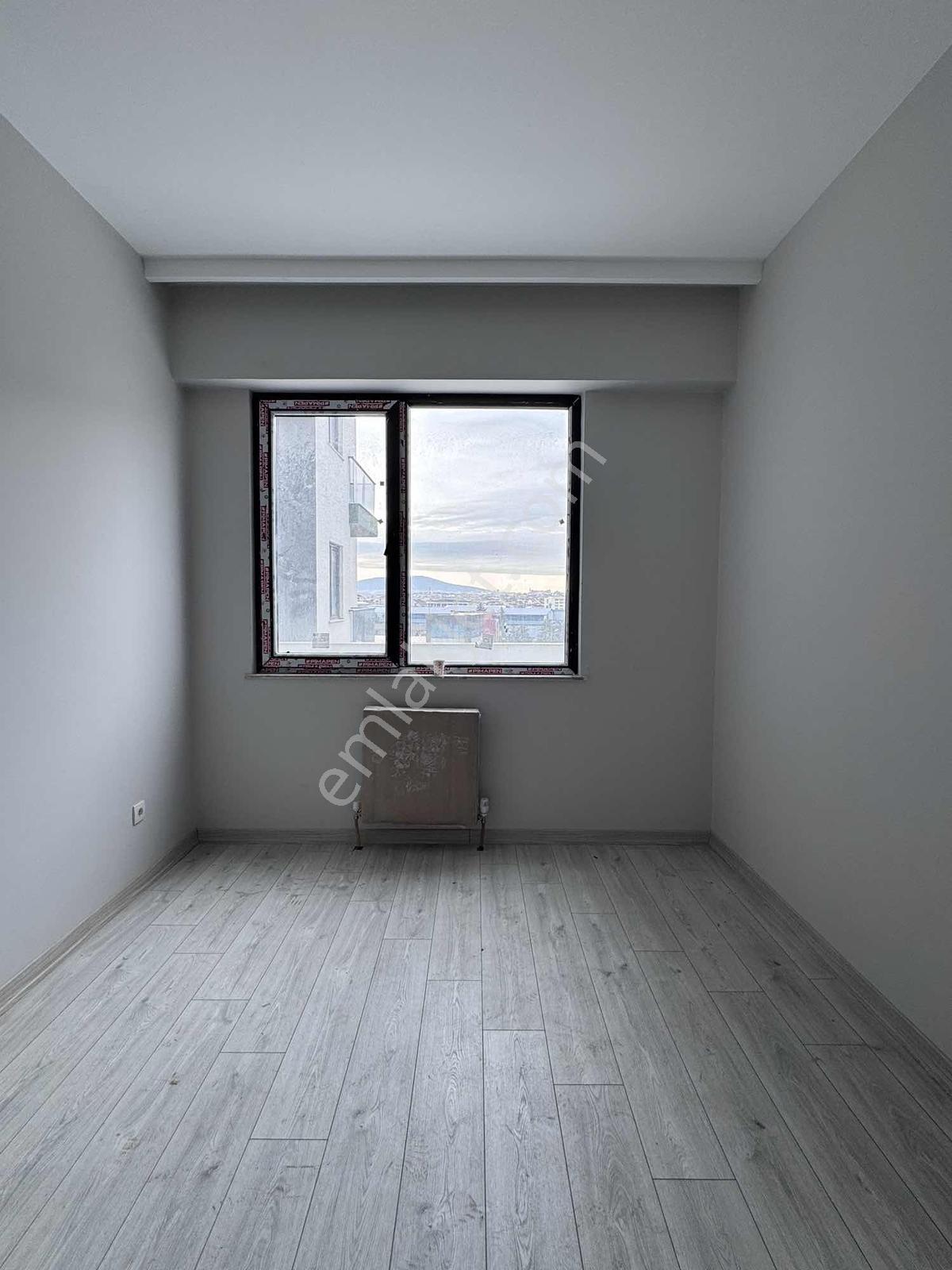 Yenidoğan Turan Towers'ta Kiralık Teraslı 2+1 Sıfır Daire - Görsel 3