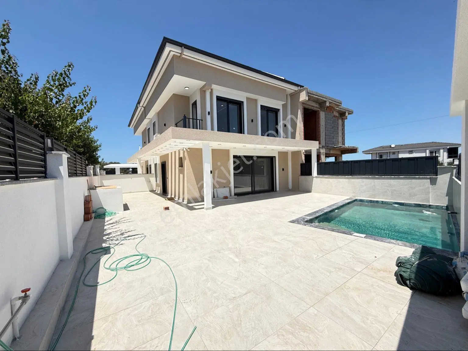 Didim Hisar Mahallesinde Lüks Havuzlu Ve Garajlı Villa - Görsel 3