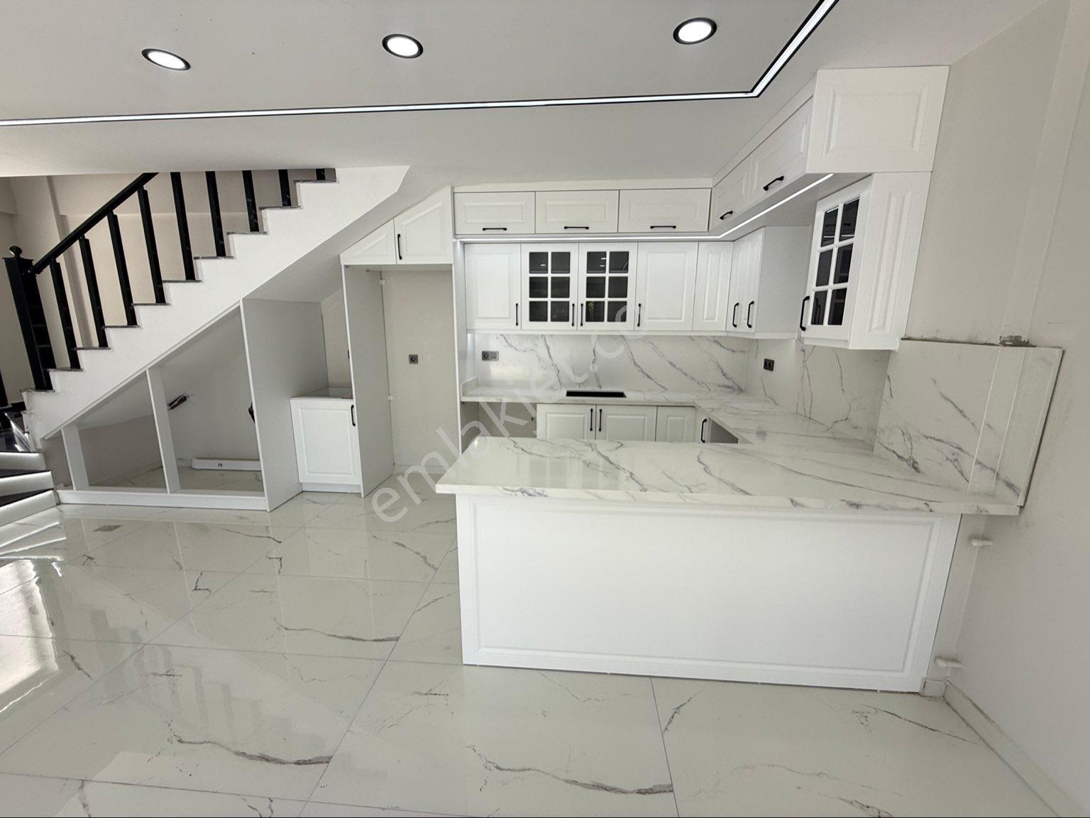 Didim Hisar Mahallesinde Lüks Havuzlu Ve Garajlı Villa - Görsel 8