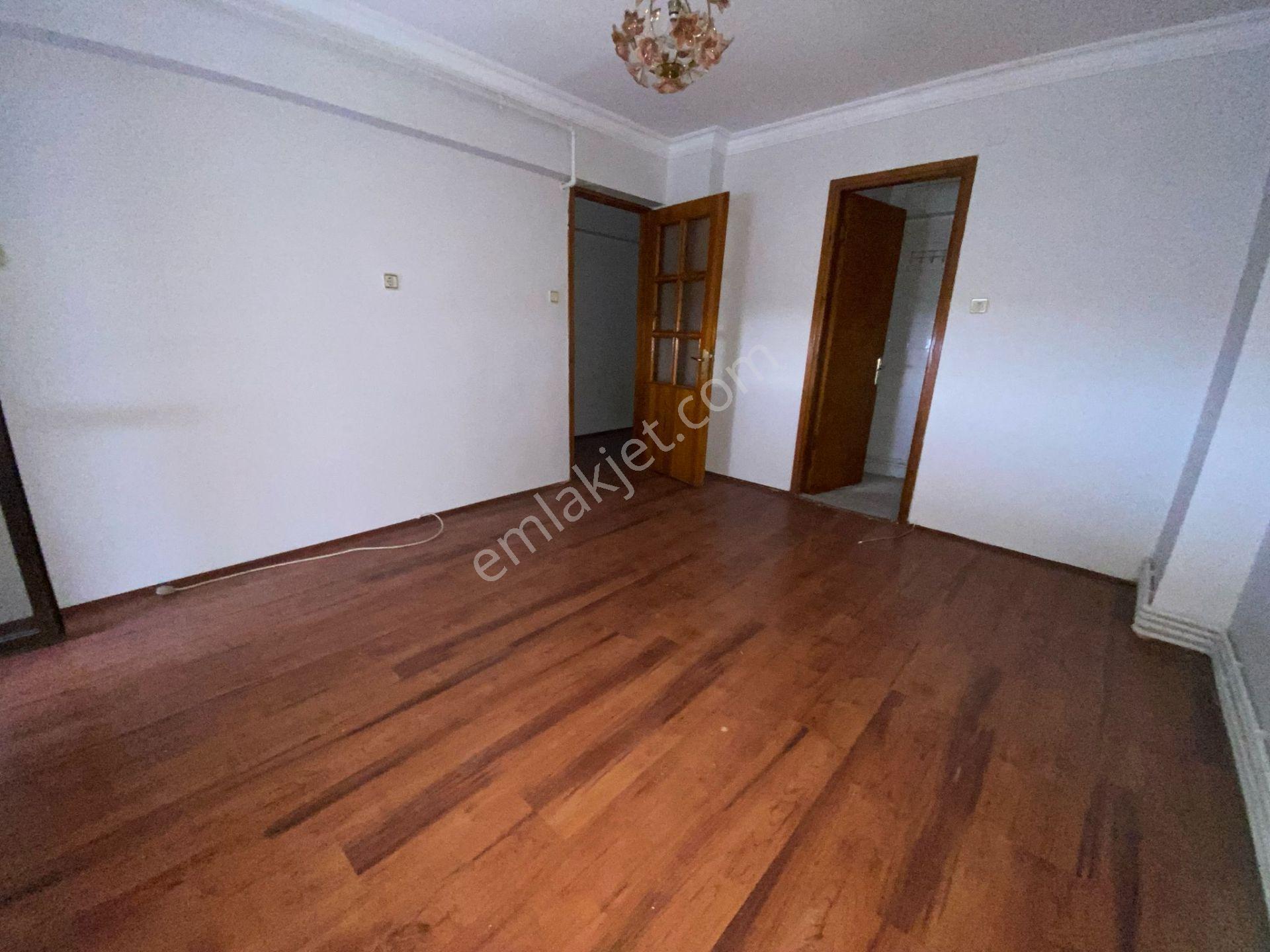Yeşilyurt Ordu Cd.yanı Otoparklı 160m² 3+1 - Görsel 27