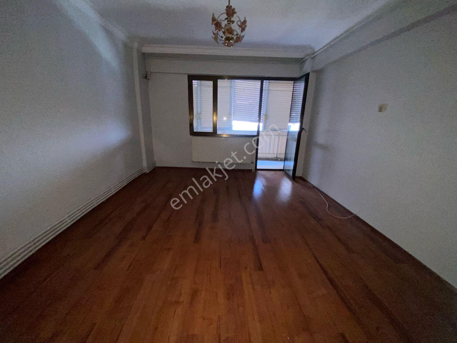 Yeşilyurt Ordu Cd.yanı Otoparklı 160m² 3+1 - Görsel 33