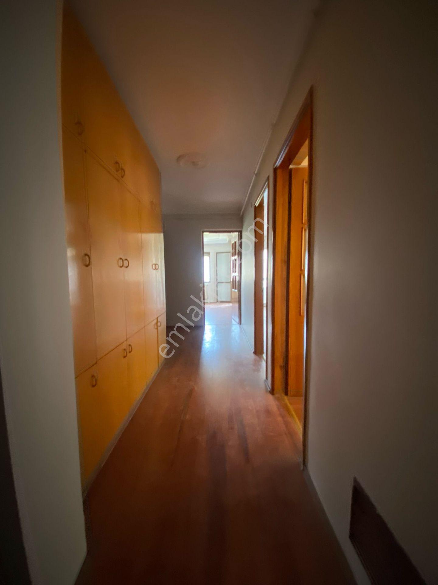 Yeşilyurt Ordu Cd.yanı Otoparklı 160m² 3+1 - Görsel 11