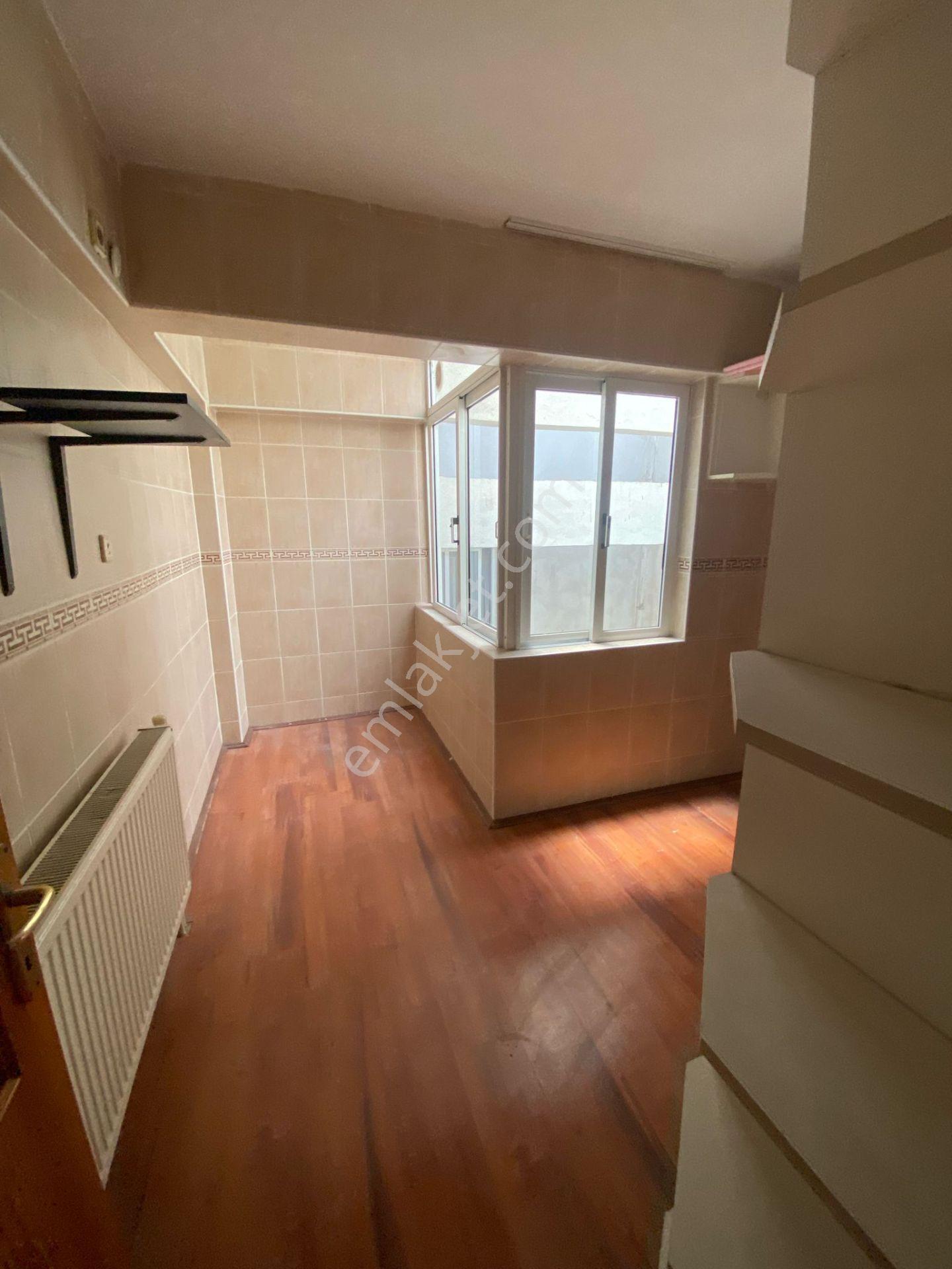 Yeşilyurt Ordu Cd.yanı Otoparklı 160m² 3+1 - Görsel 15