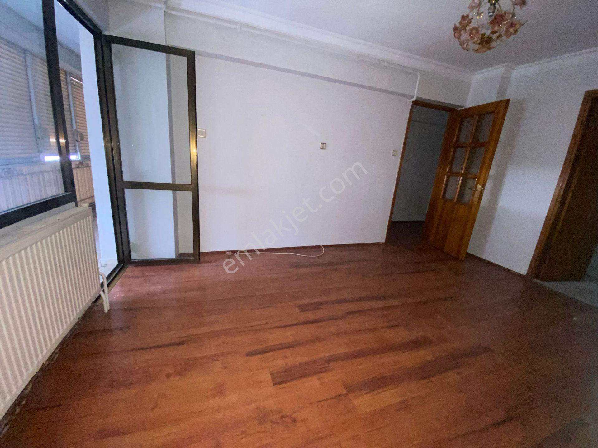 Yeşilyurt Ordu Cd.yanı Otoparklı 160m² 3+1 - Görsel 28