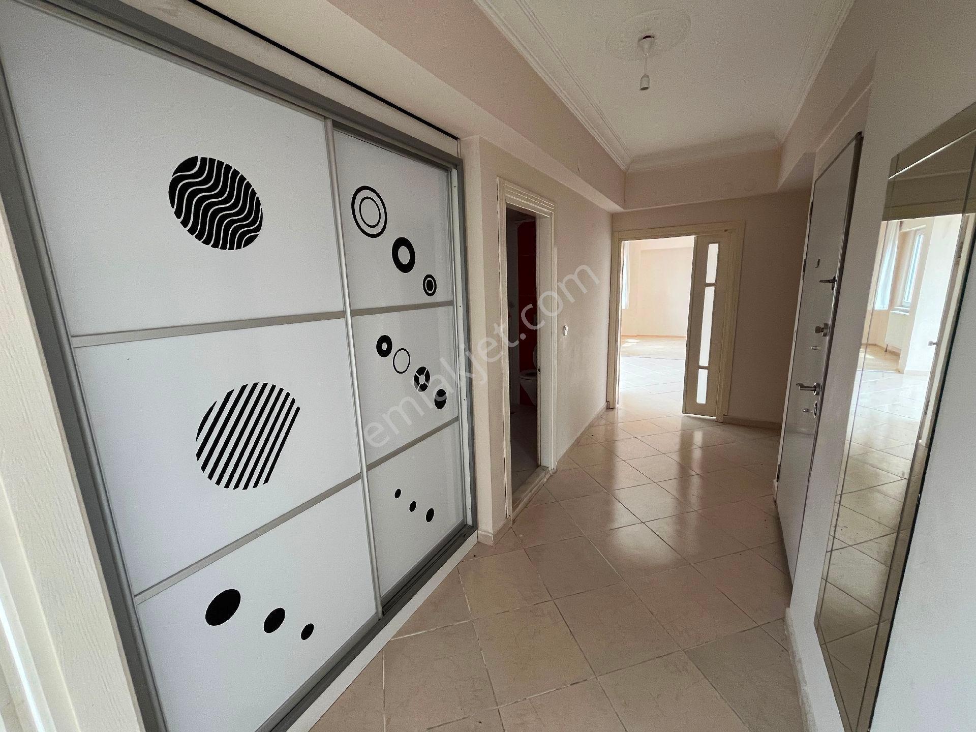 Bahçelievler Mahallesi Şenyurt 3+1 Kiralık Daire - Görsel 9